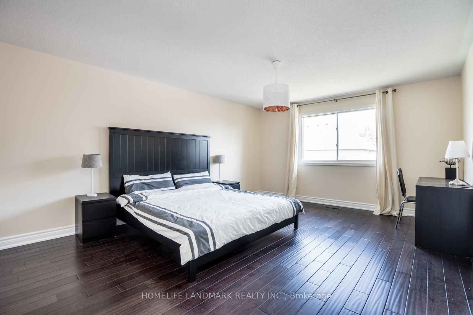Photo 13 of 603 William Berczy Boulevard, Markham, Berczy — HOMEH