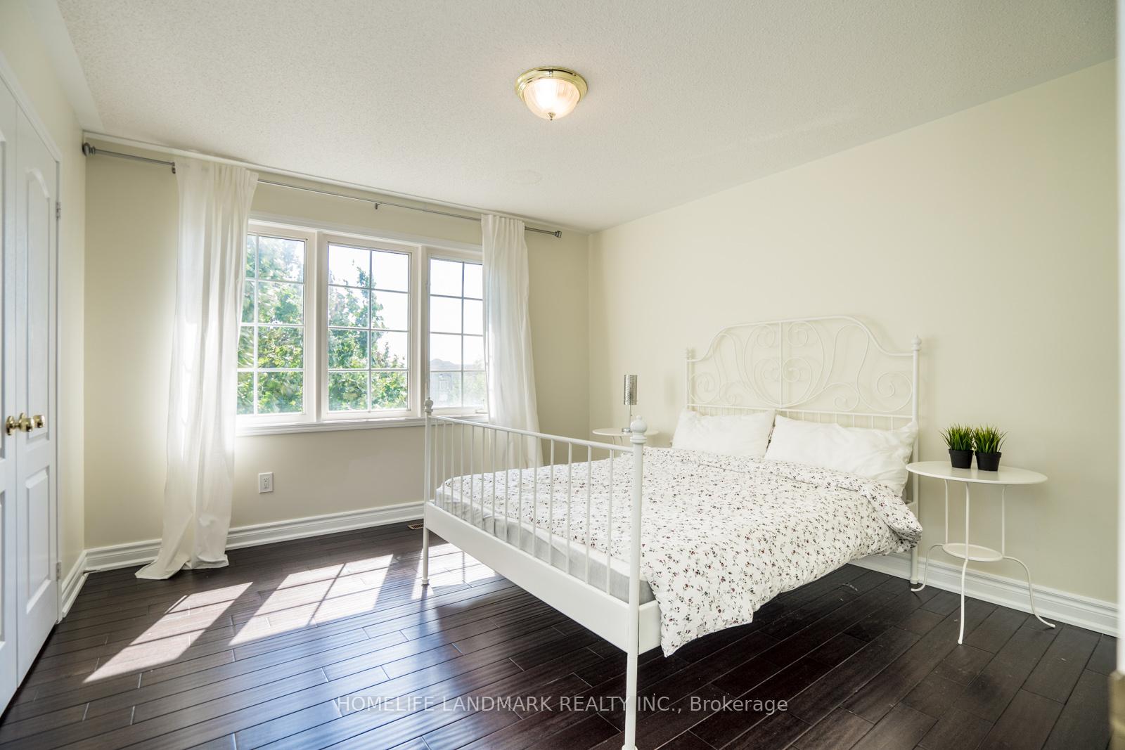 Photo 15 of 603 William Berczy Boulevard, Markham, Berczy — HOMEH