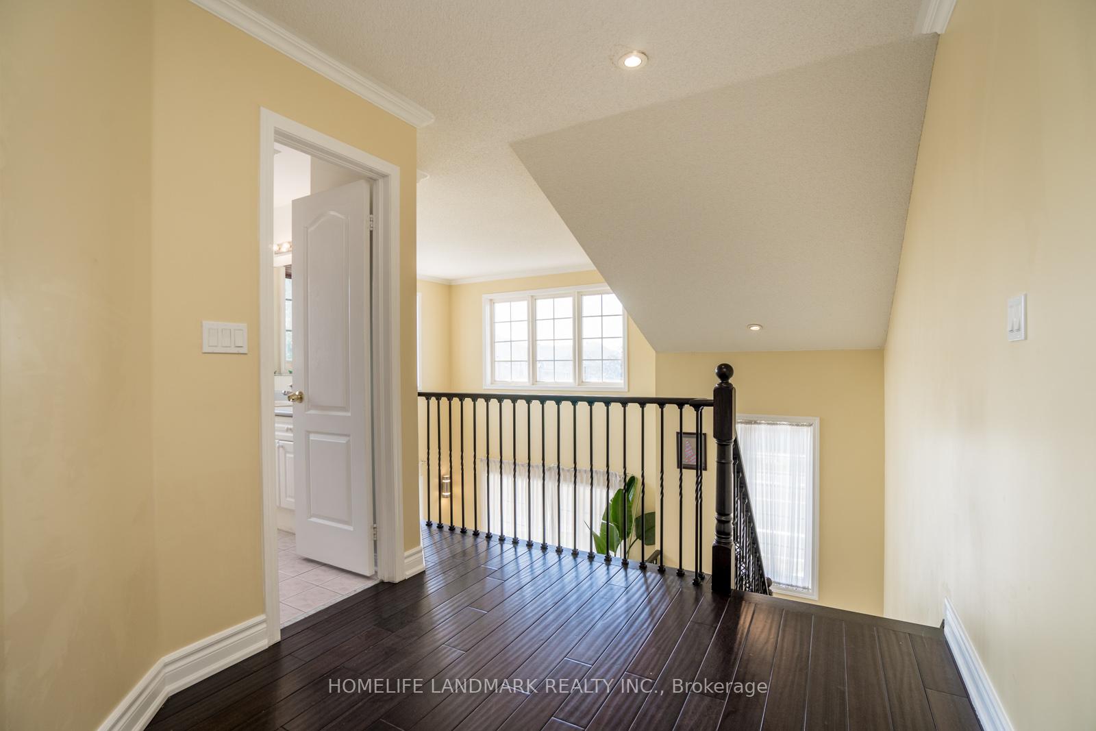 Photo 17 of 603 William Berczy Boulevard, Markham, Berczy — HOMEH