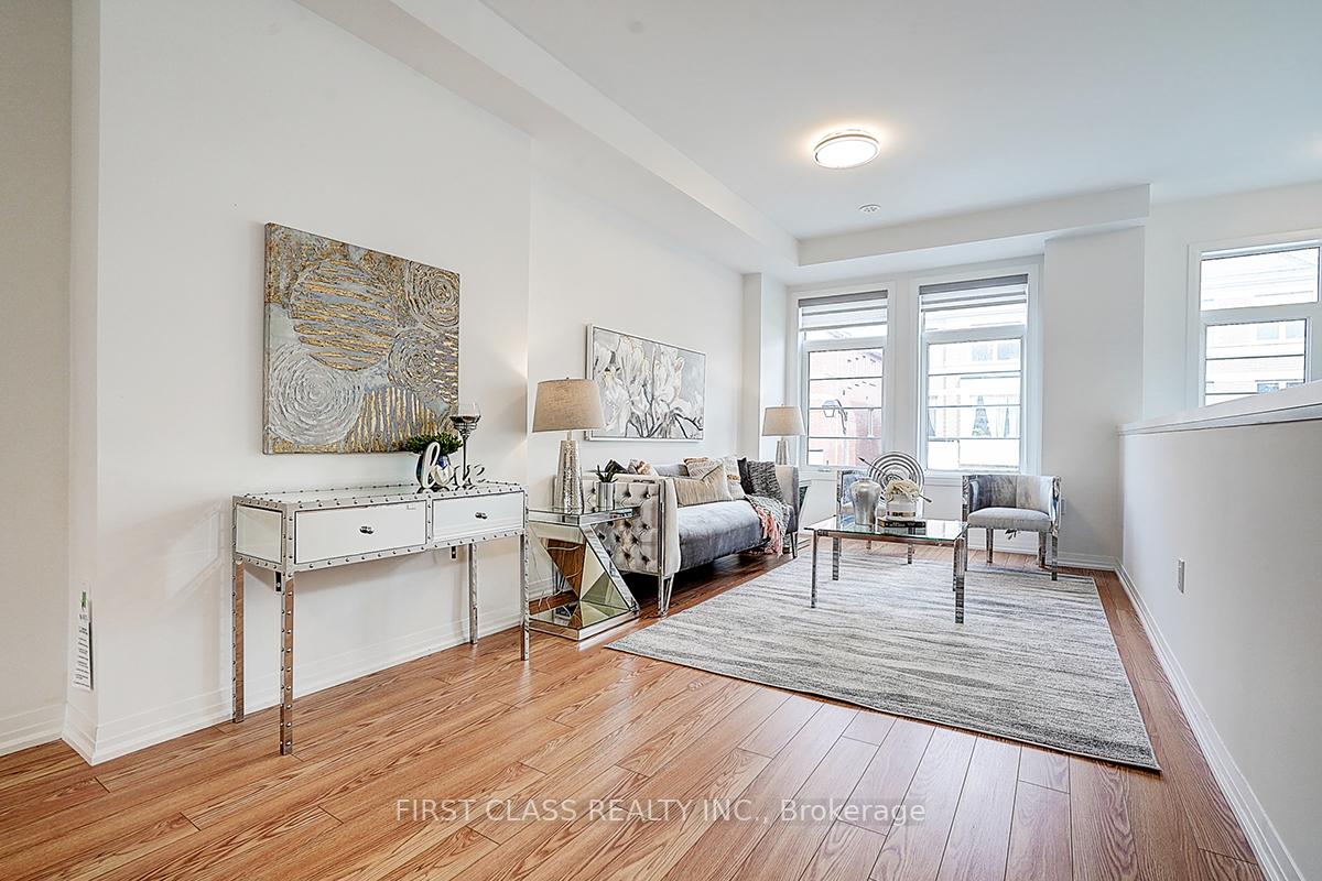 Photo 11 of 30 Sissons Way, Markham, Cedar Grove — HOMEH