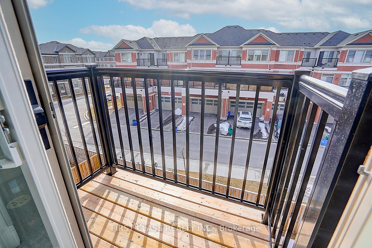Photo 35 of 30 Sissons Way, Markham, Cedar Grove — HOMEH