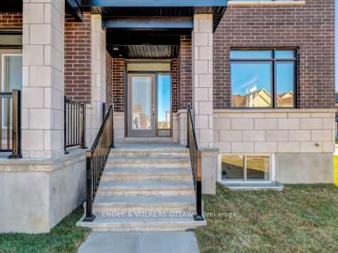 Photo 2 of 801 Anciano Crescent, Ottawa, Kanata - Emerald Meadows/Trailwest — HOMEH