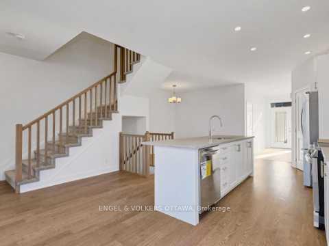 Photo 17 of 801 Anciano Crescent, Ottawa, Kanata - Emerald Meadows/Trailwest — HOMEH
