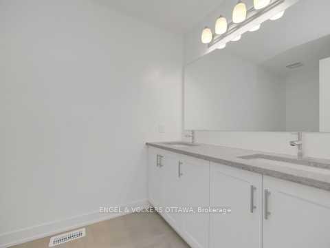 Photo 34 of 801 Anciano Crescent, Ottawa, Kanata - Emerald Meadows/Trailwest — HOMEH