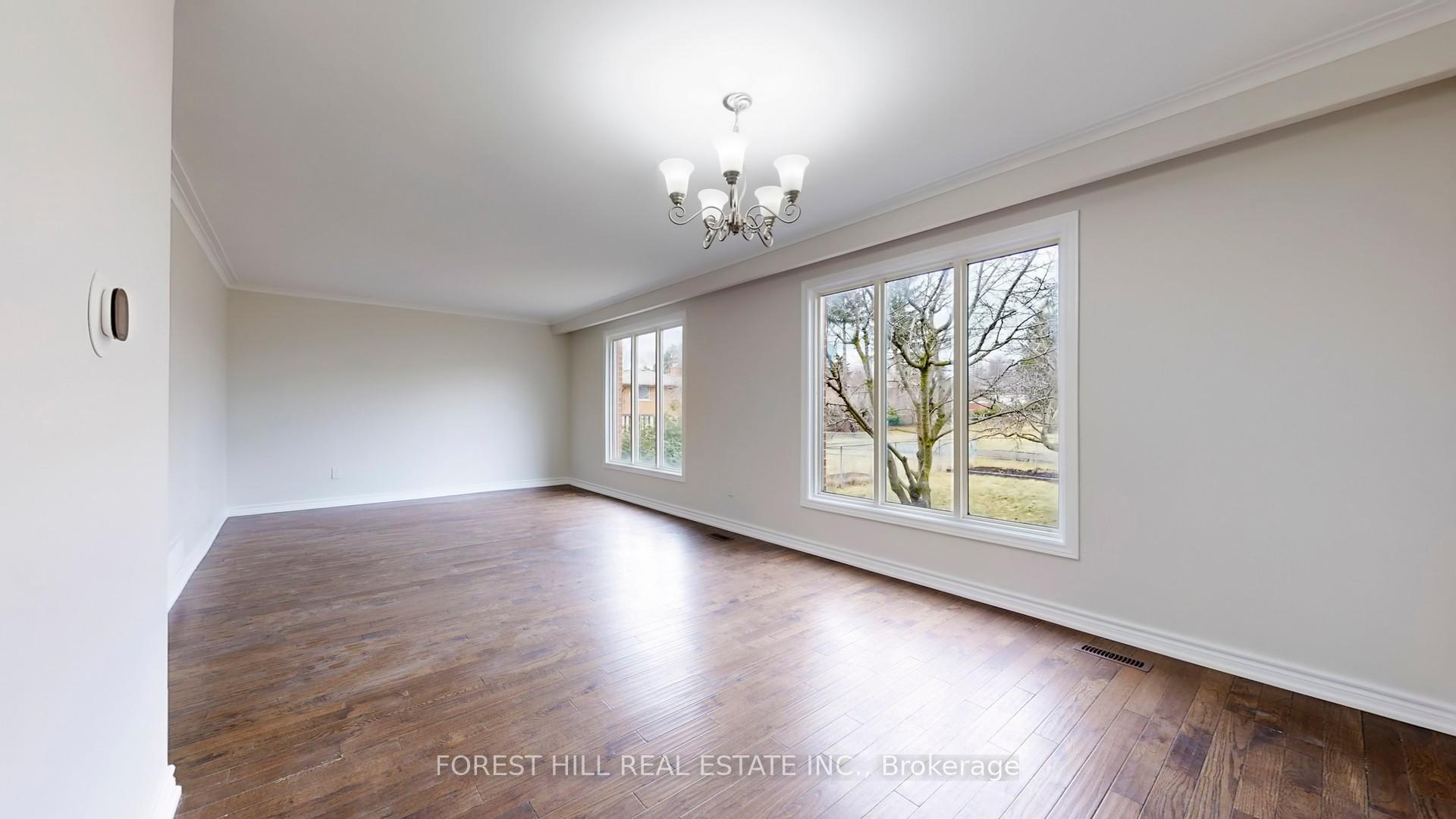 Photo 5 of 6 Mira Road, Markham, Thornhill — HOMEH