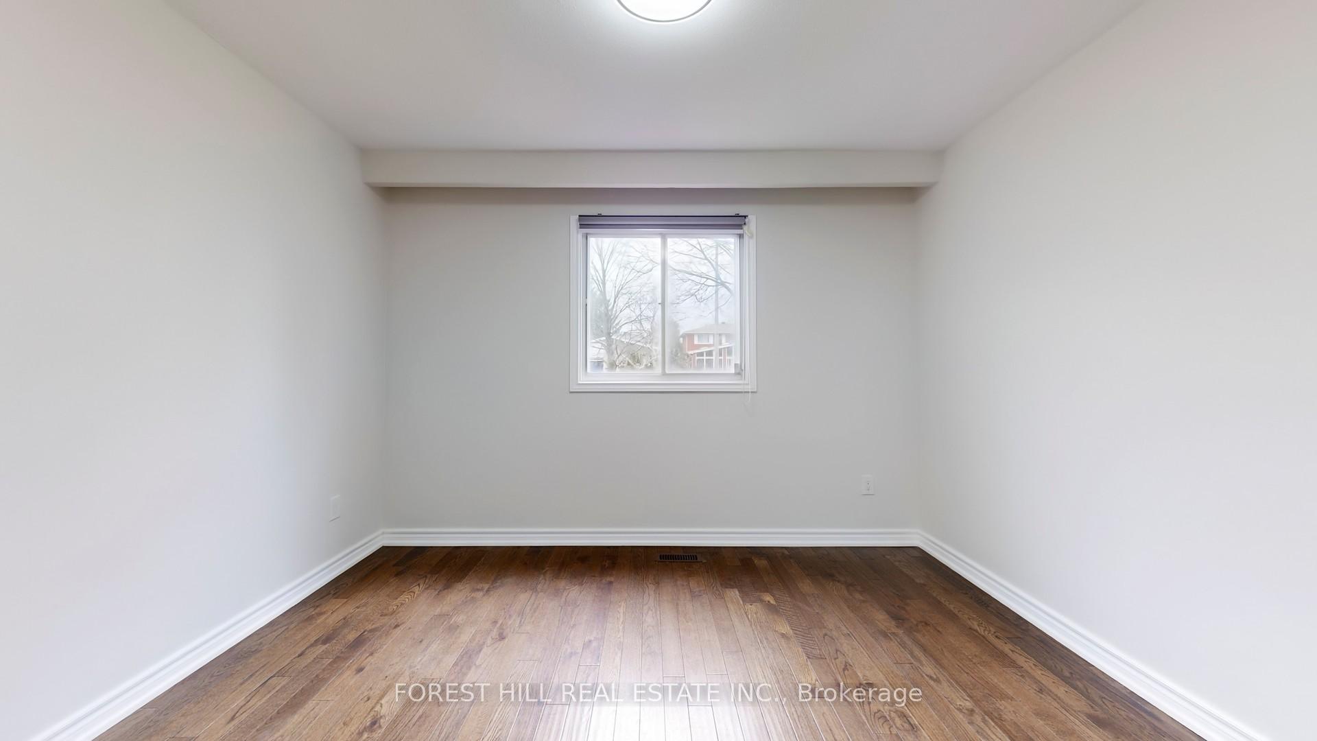 Photo 9 of 6 Mira Road, Markham, Thornhill — HOMEH
