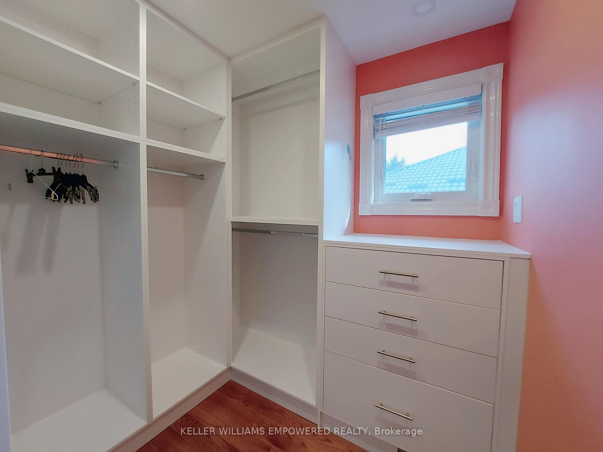 Photo 21 of 76 Mowatt Court, Markham, Thornlea — HOMEH