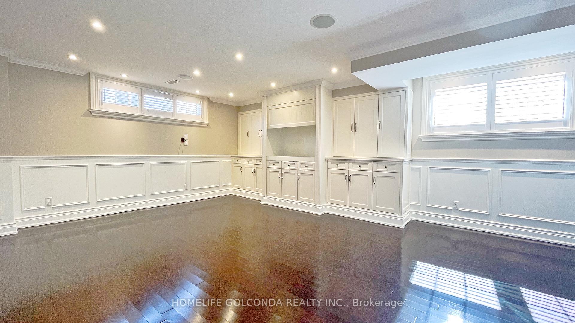 Photo 2 of 10 Willowgate Drive, Markham, Bullock — HOMEH