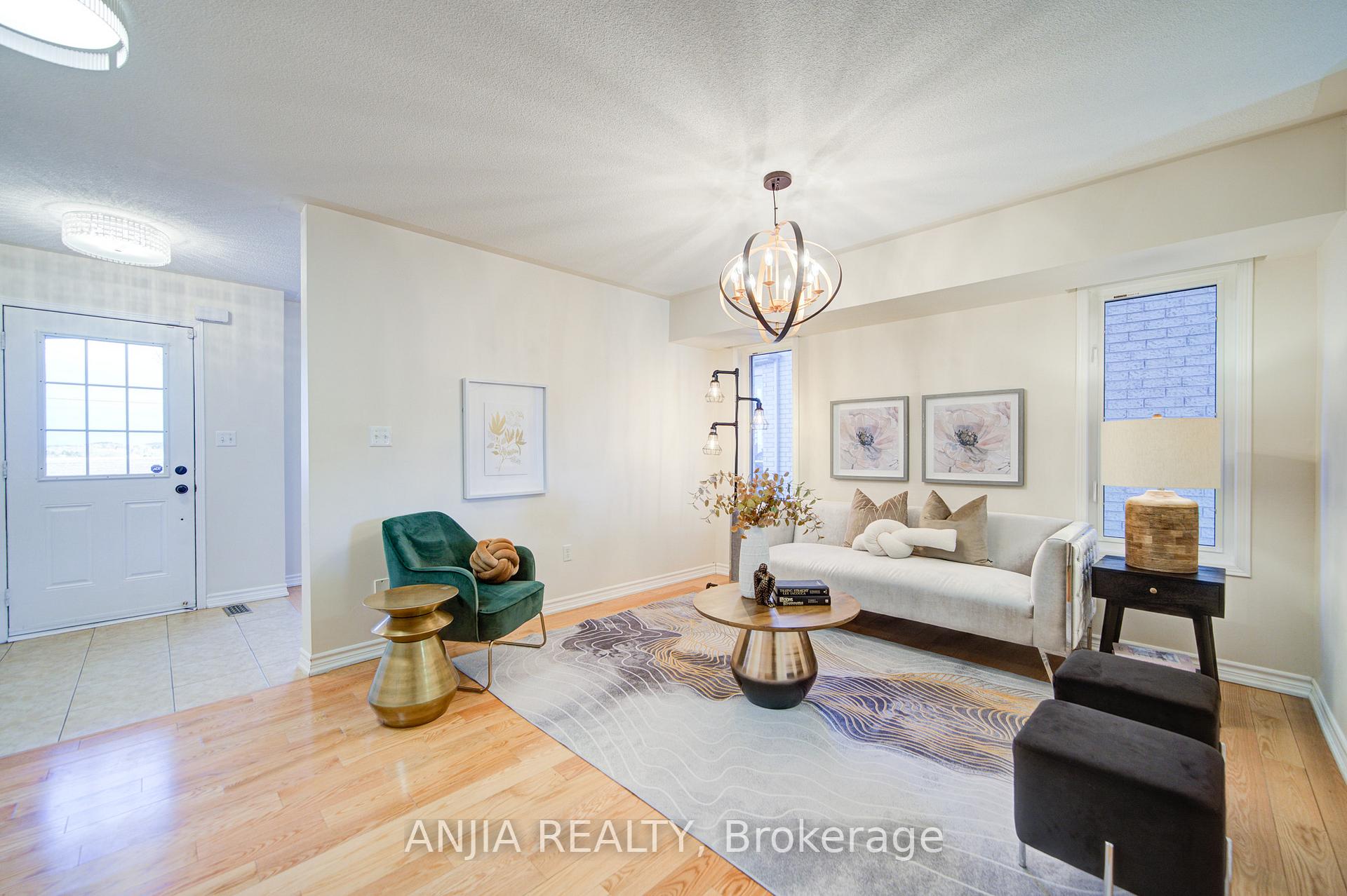 Photo 6 of 56 Old Oak Lane, Markham, Cornell — HOMEH