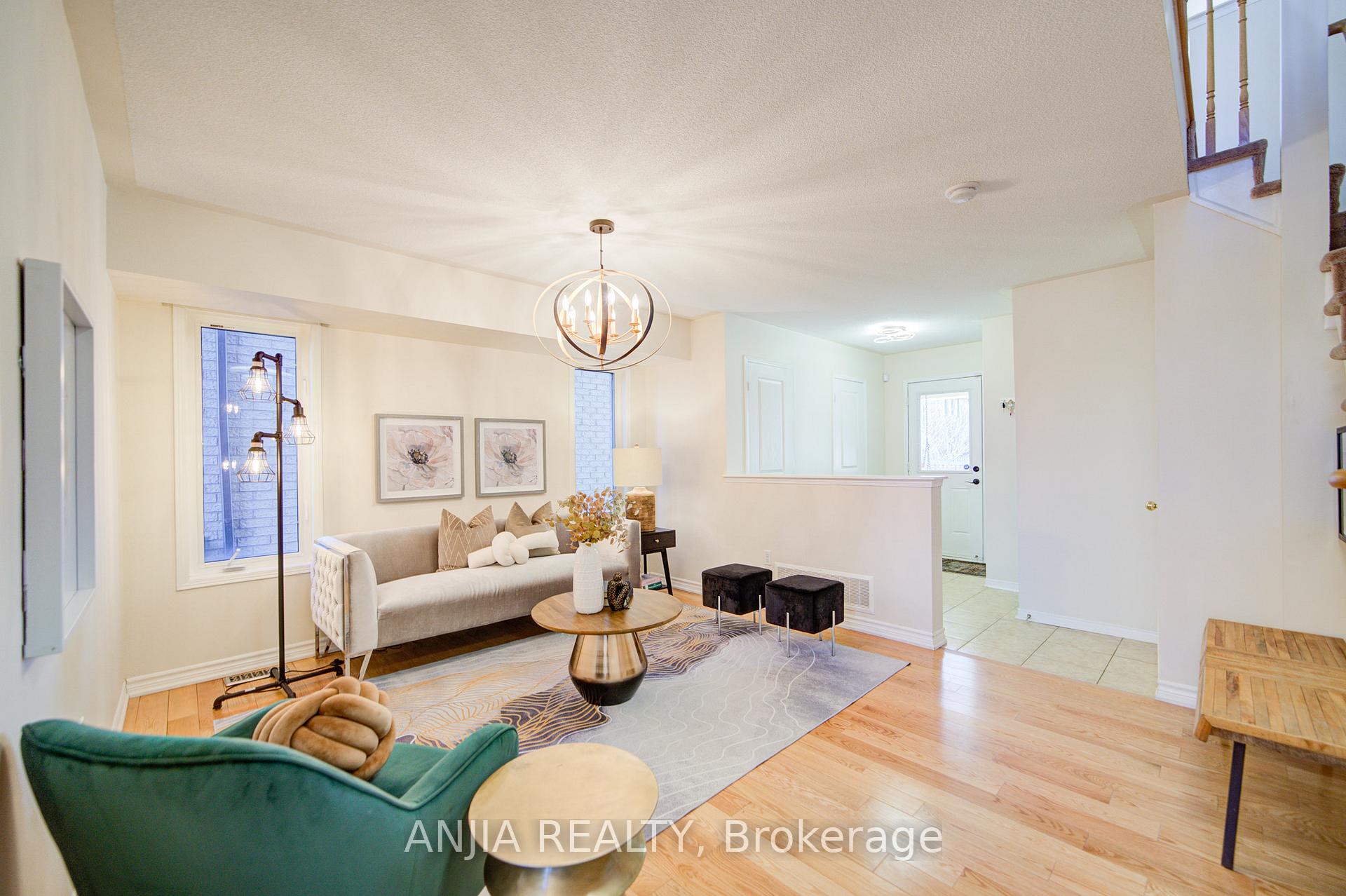 Photo 8 of 56 Old Oak Lane, Markham, Cornell — HOMEH