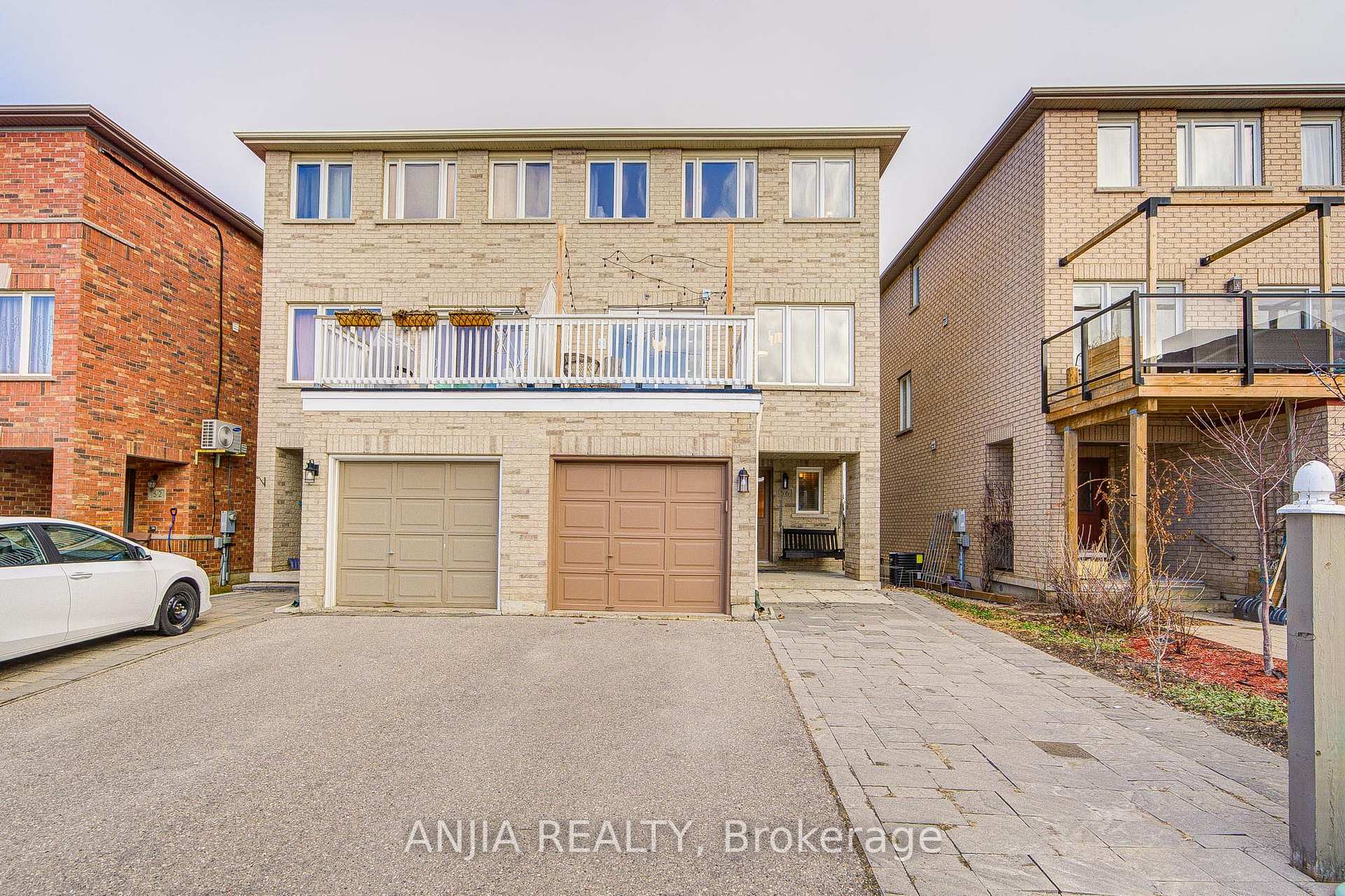 Photo 49 of 56 Old Oak Lane, Markham, Cornell — HOMEH