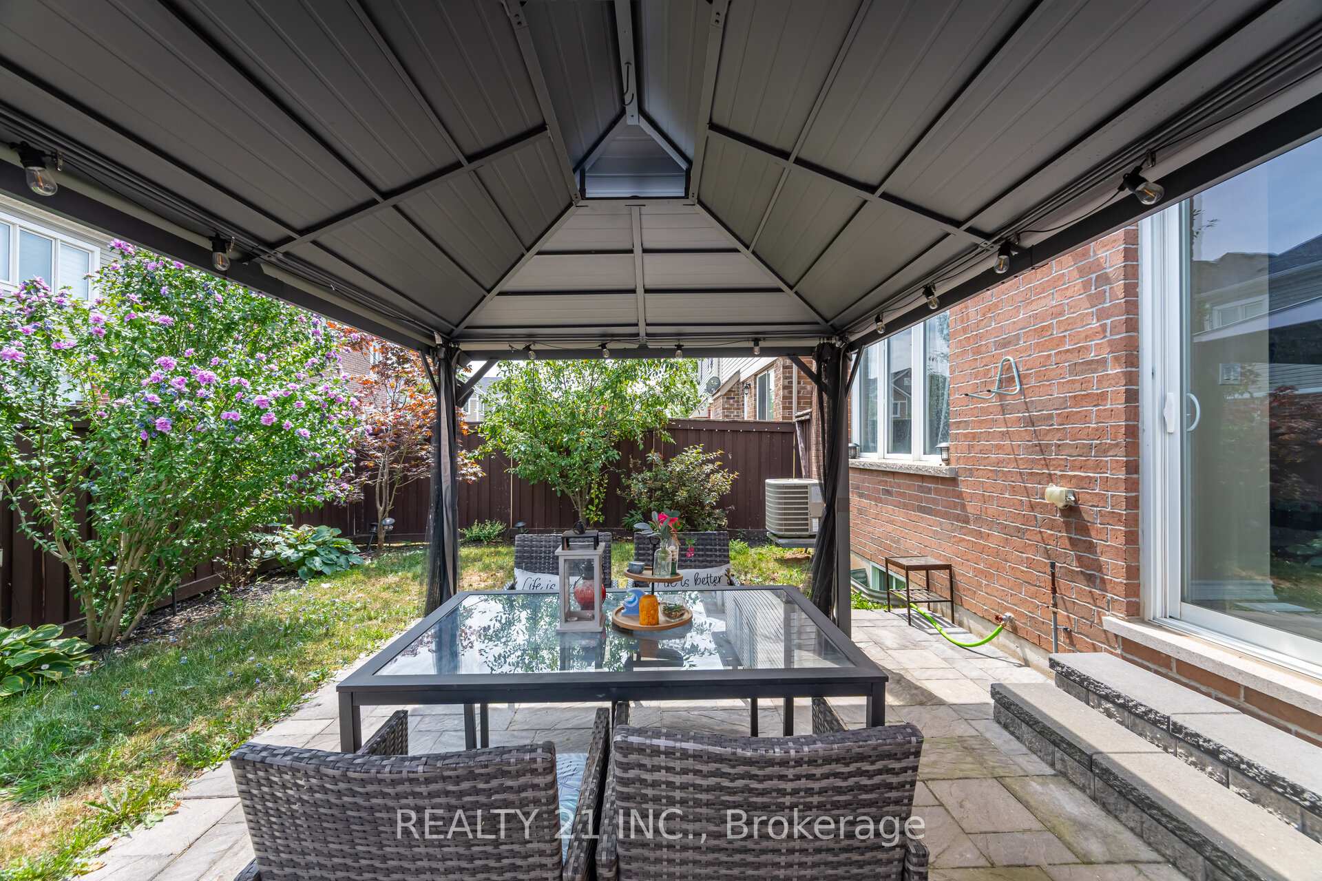 Photo 44 of 522 Bartleman Terrace, Milton, Coates — HOMEH