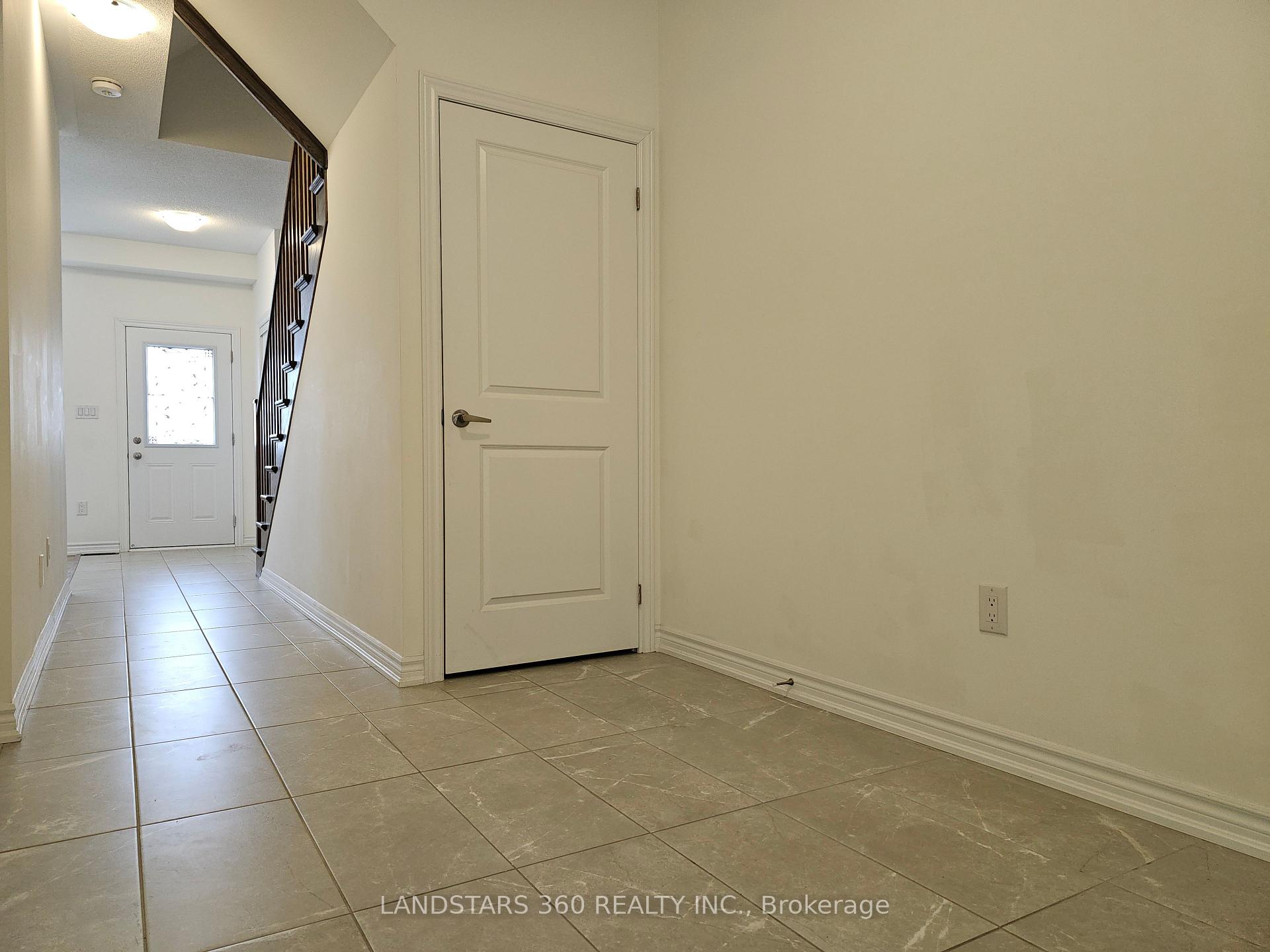 Photo 2 of 22 Chicago Lane, Markham, Wismer — HOMEH