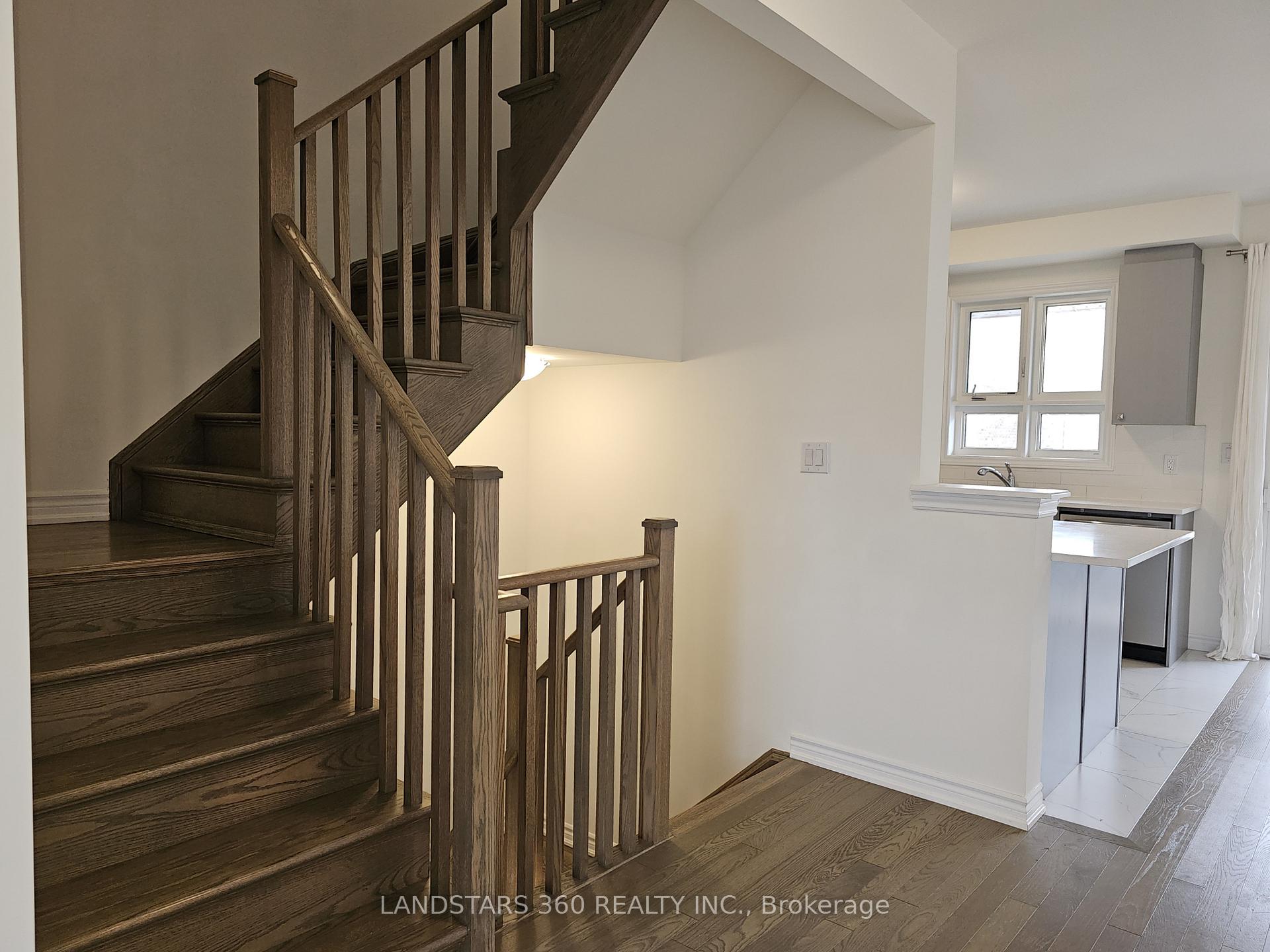 Photo 6 of 22 Chicago Lane, Markham, Wismer — HOMEH