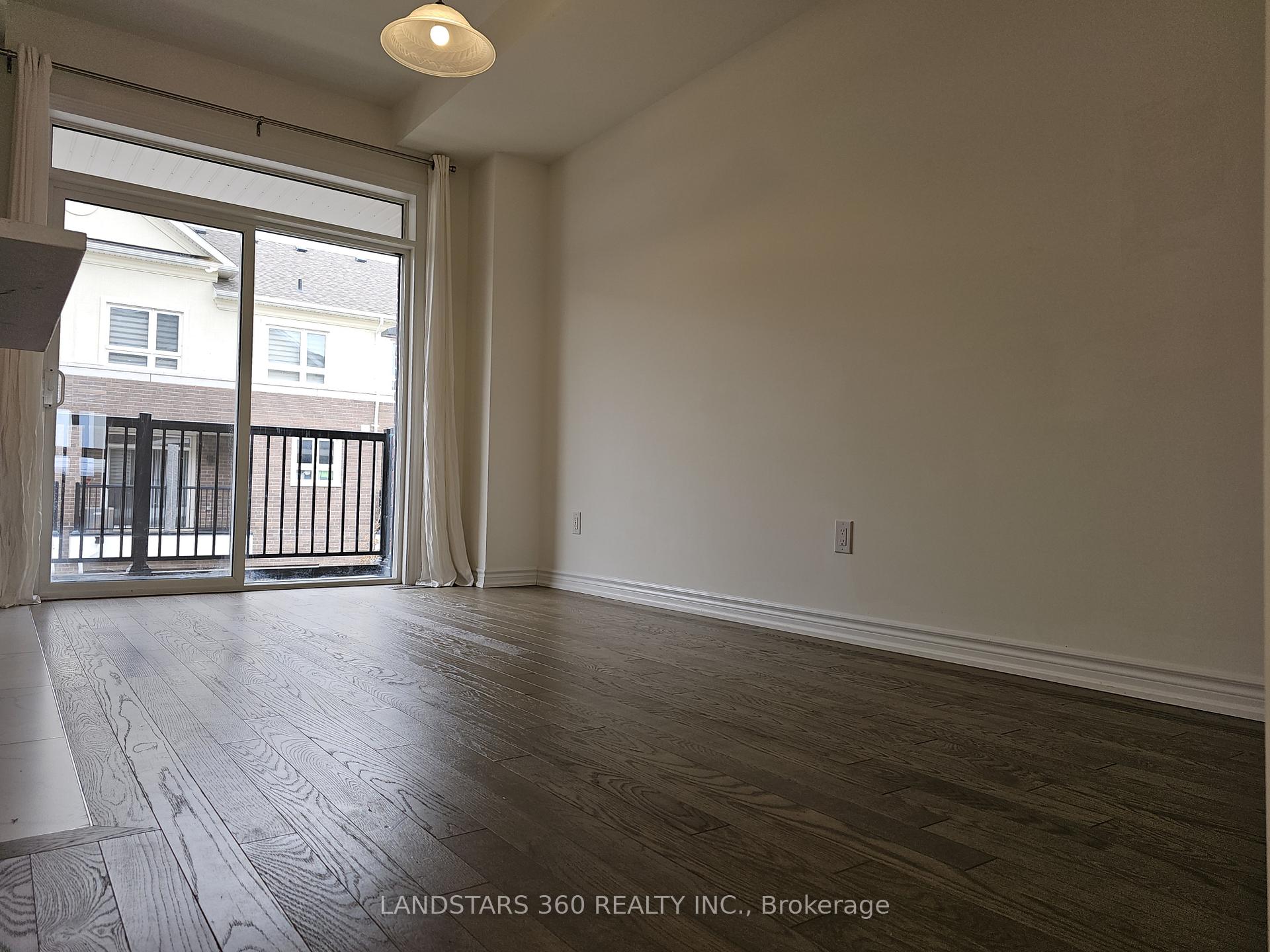 Photo 8 of 22 Chicago Lane, Markham, Wismer — HOMEH