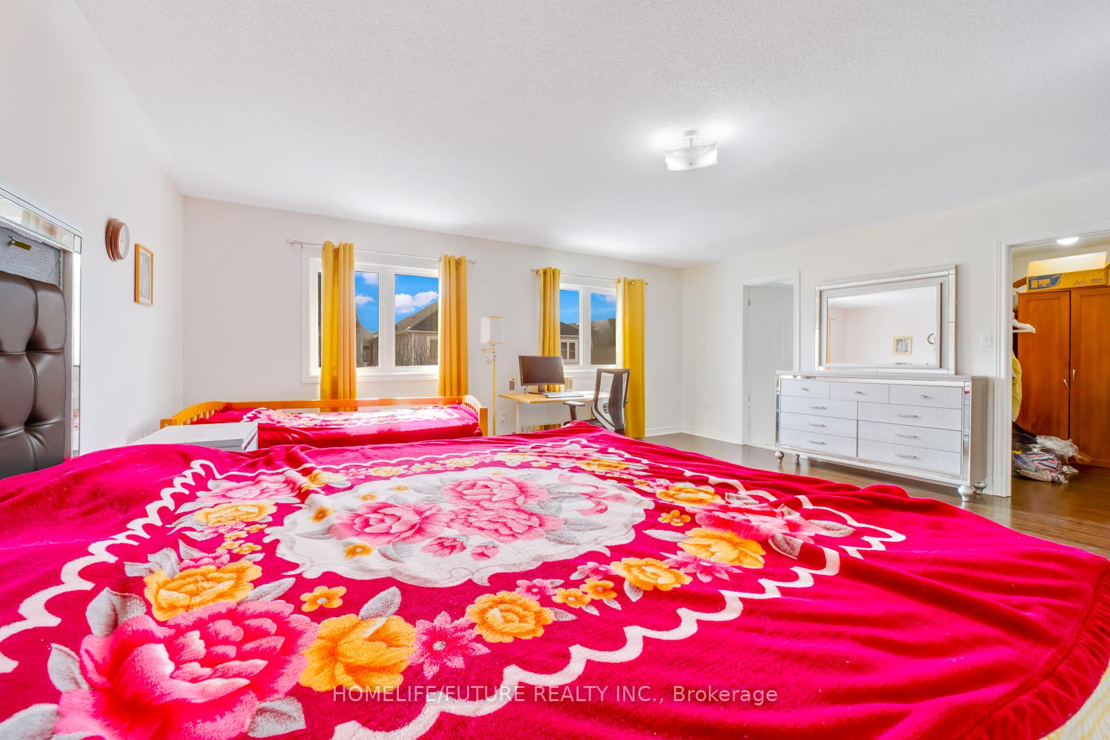 Photo 28 of 11 Ferncliffe Crescent, Markham, Cedarwood — HOMEH