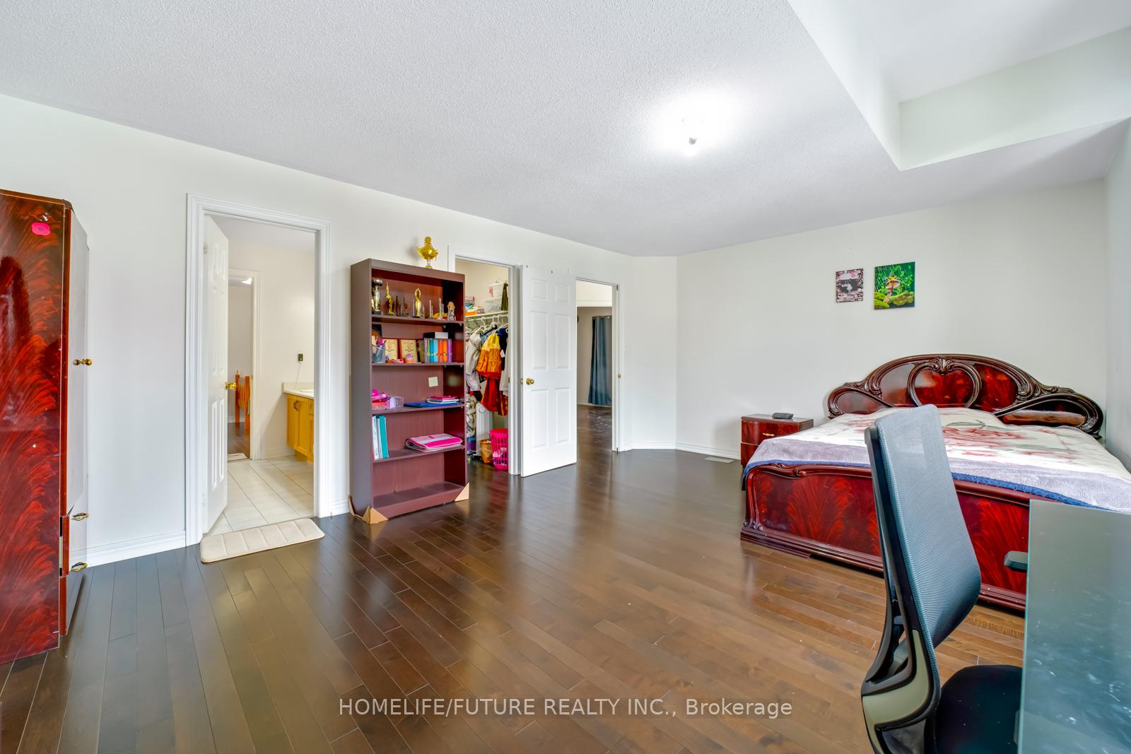 Photo 35 of 11 Ferncliffe Crescent, Markham, Cedarwood — HOMEH