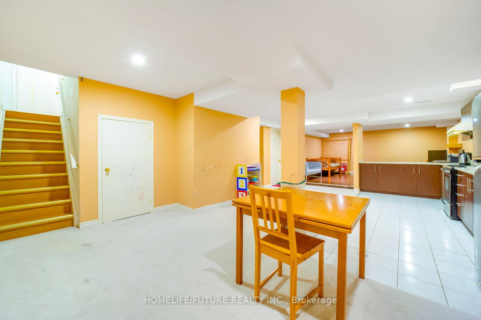 Photo 38 of 11 Ferncliffe Crescent, Markham, Cedarwood — HOMEH