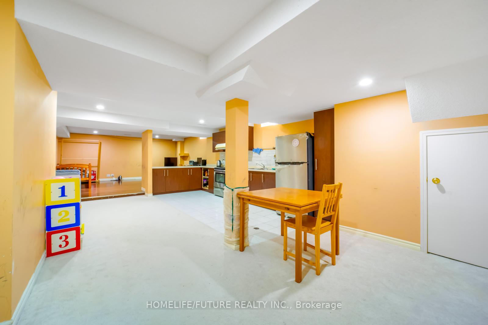 Photo 39 of 11 Ferncliffe Crescent, Markham, Cedarwood — HOMEH