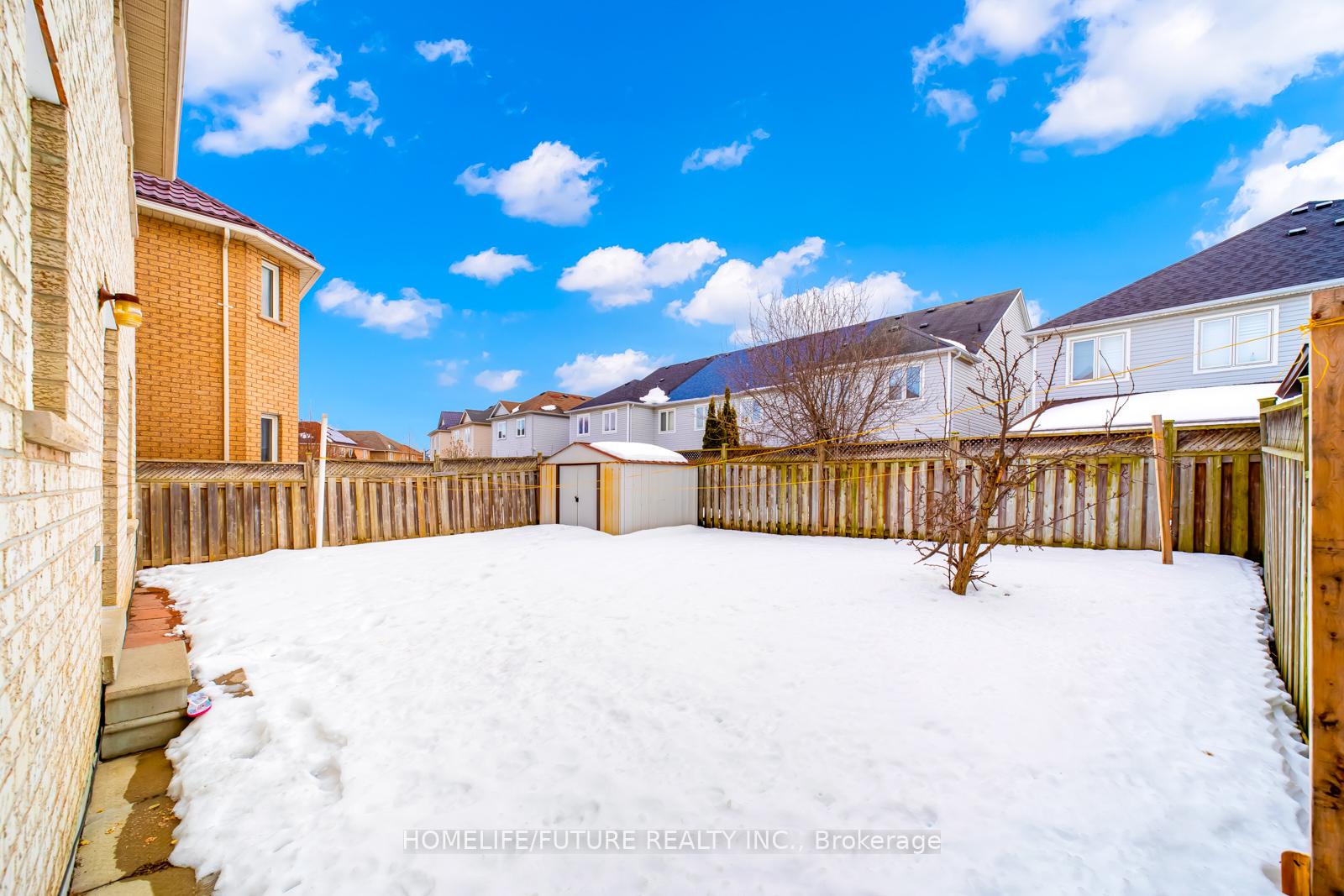 Photo 47 of 11 Ferncliffe Crescent, Markham, Cedarwood — HOMEH