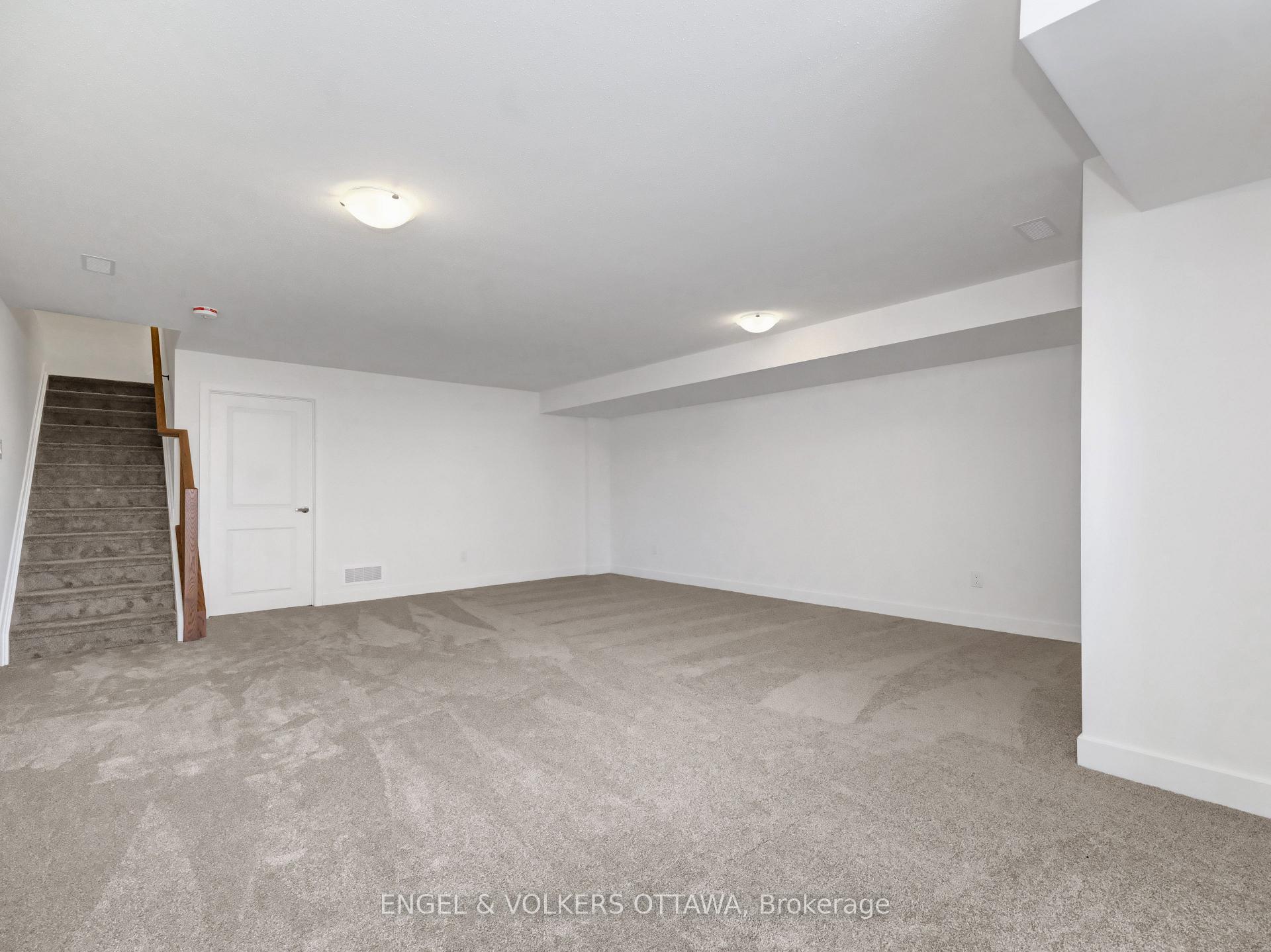 Photo 37 of 803 Anciano Crescent, Ottawa, Kanata - Emerald Meadows/Trailwest — HOMEH
