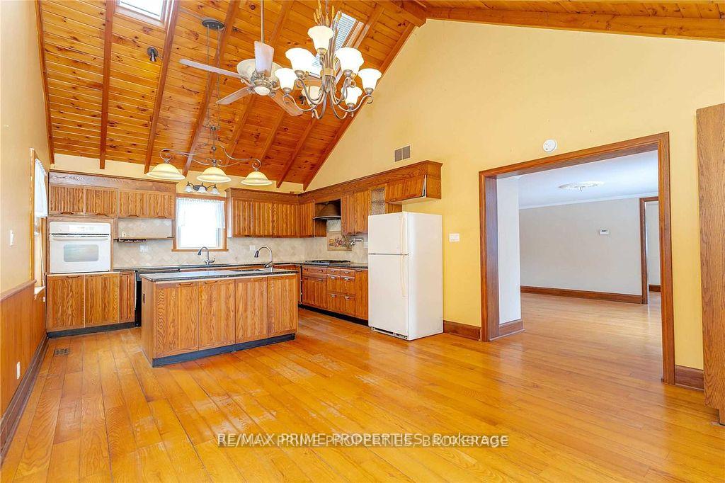 Photo 10 of 7635 Highway 7 E, Markham, Rural Markham — HOMEH