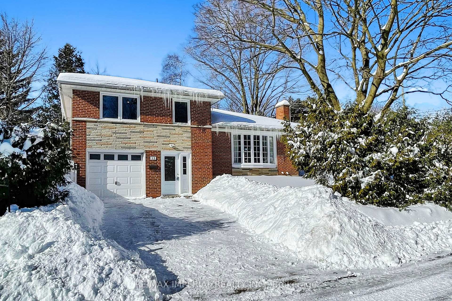 Front of 12 Sherwood Forest Drive