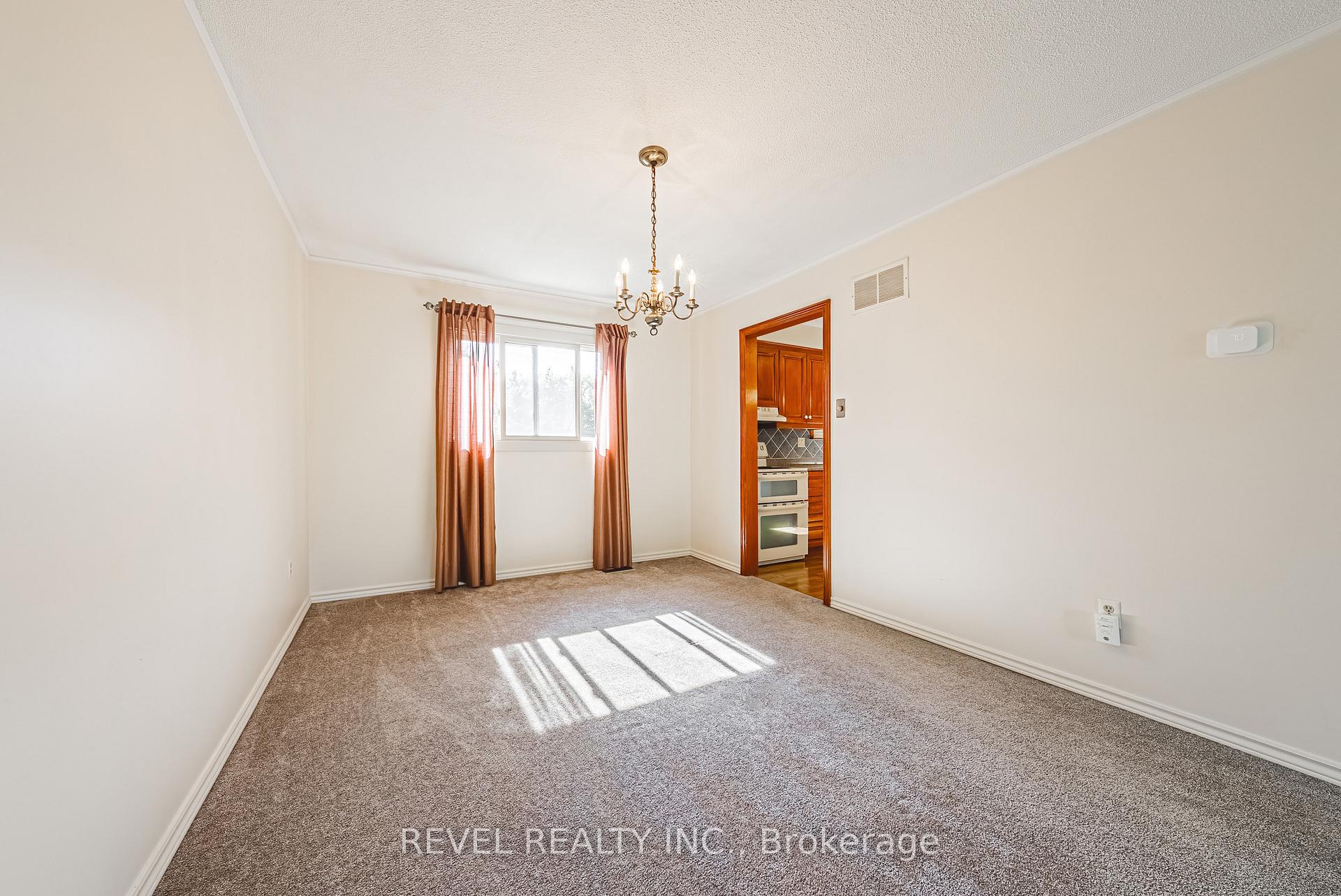Photo 7 of 594 Moorelands Crescent, Milton, Timberlea — HOMEH