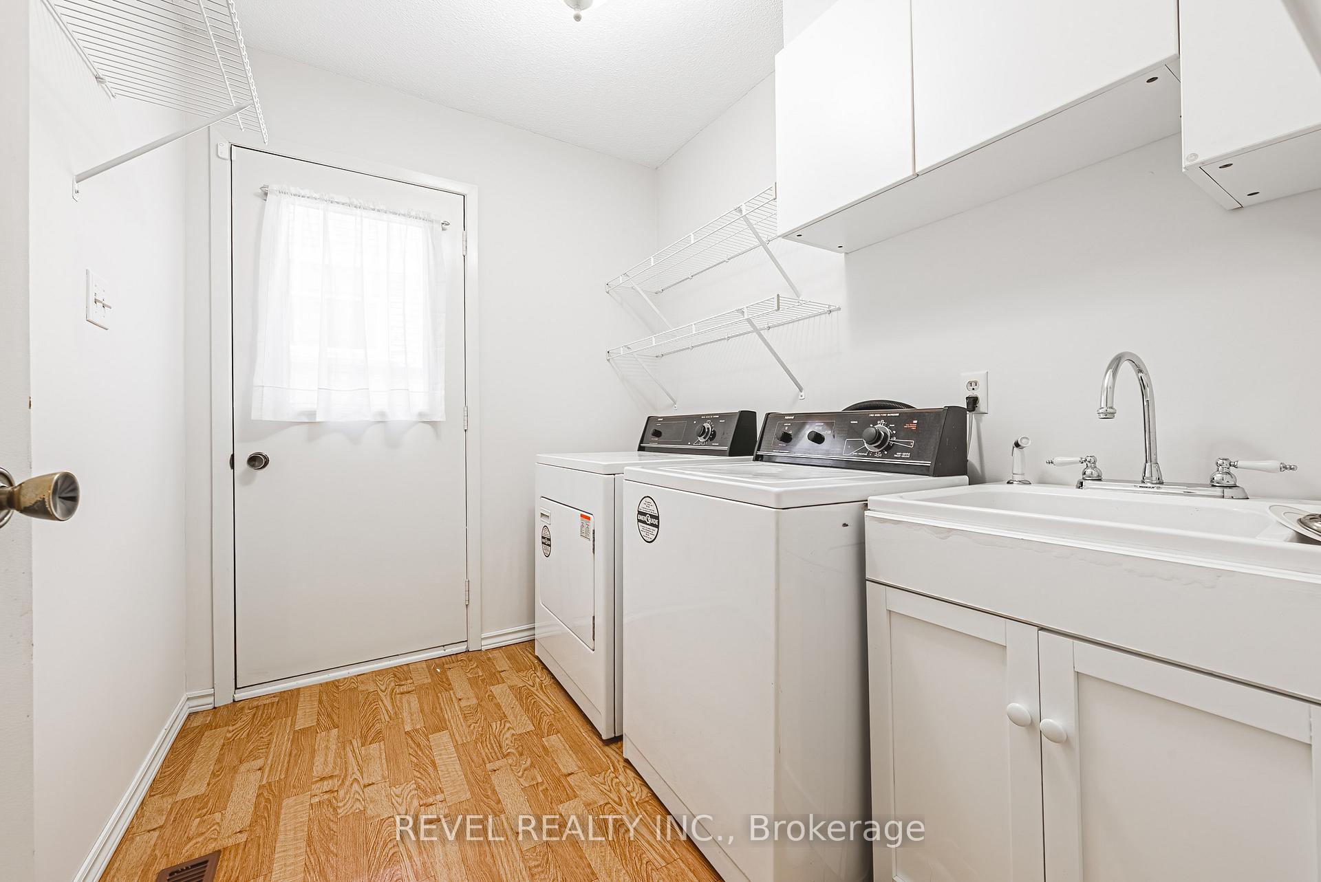Photo 12 of 594 Moorelands Crescent, Milton, Timberlea — HOMEH