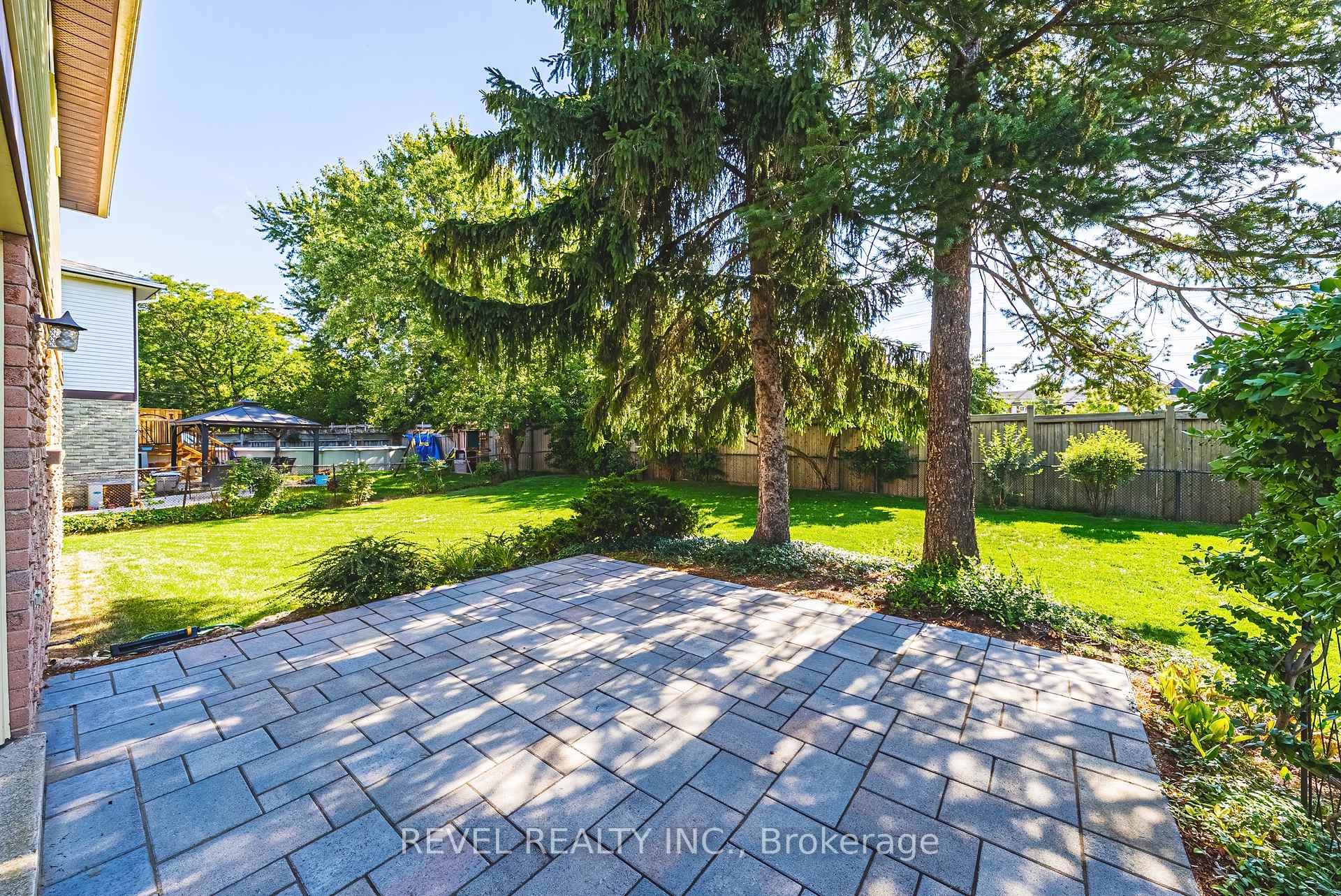 Photo 35 of 594 Moorelands Crescent, Milton, Timberlea — HOMEH