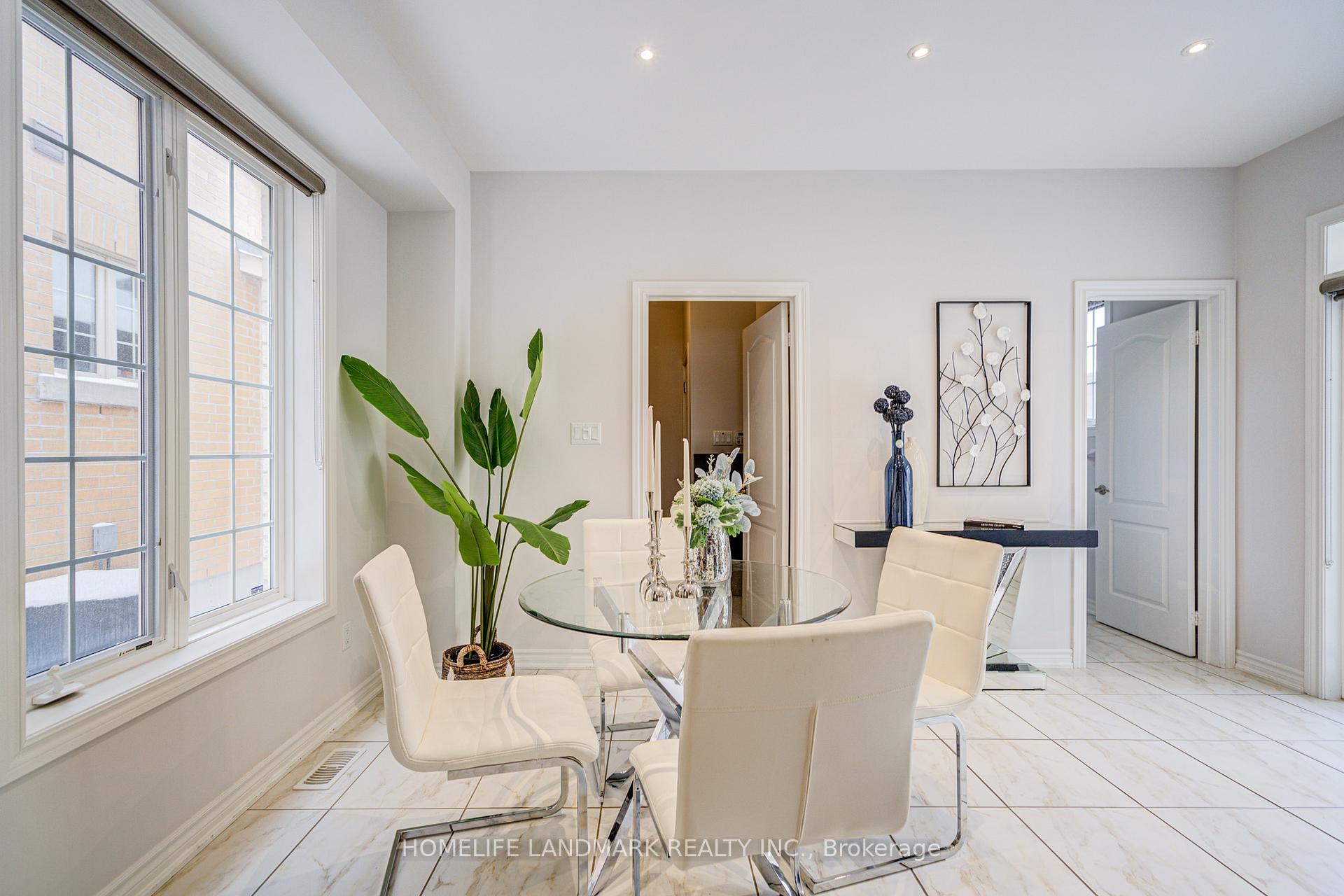 Photo 11 of 131 Reflection Road, Markham, Cathedraltown — HOMEH