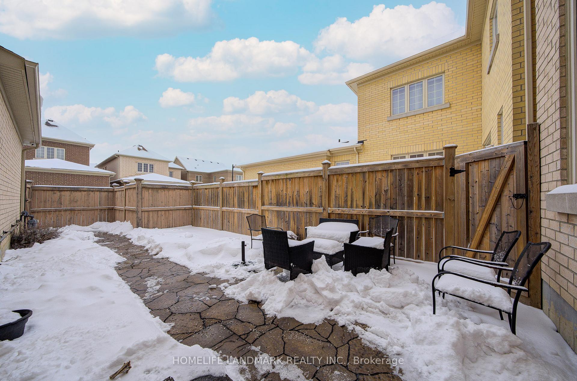 Photo 39 of 131 Reflection Road, Markham, Cathedraltown — HOMEH
