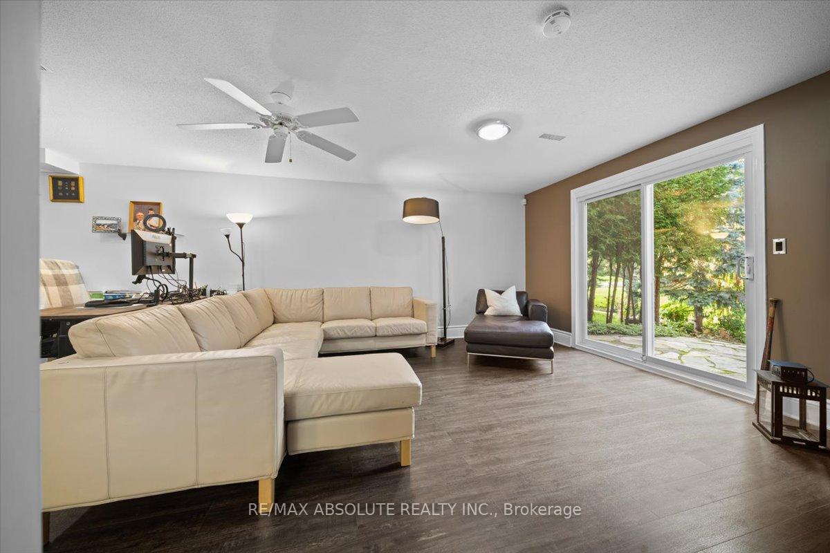 Photo 32 of 54 Stonecroft Terrace, Ottawa, Kanata - Kanata Lakes/Heritage Hills — HOMEH