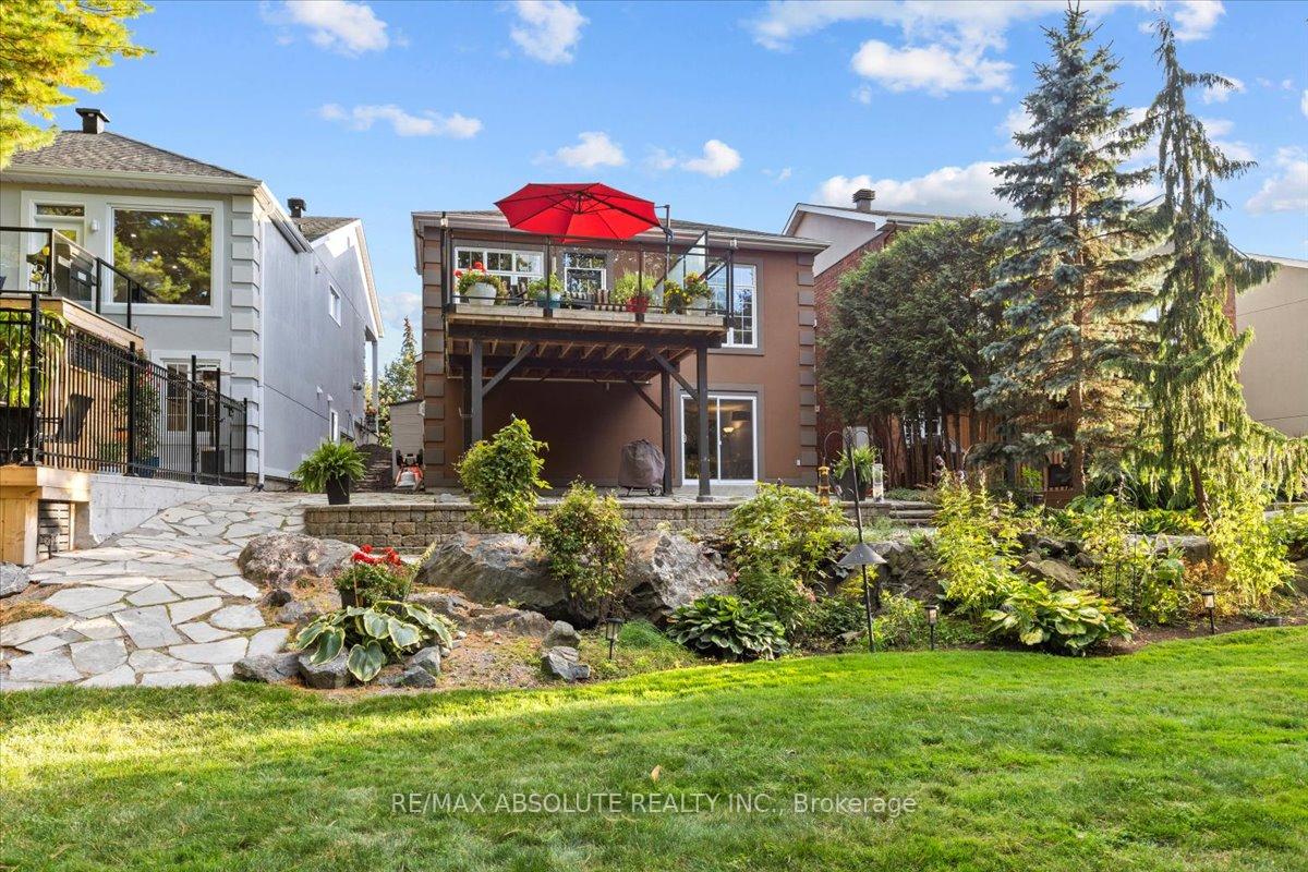 Photo 36 of 54 Stonecroft Terrace, Ottawa, Kanata - Kanata Lakes/Heritage Hills — HOMEH