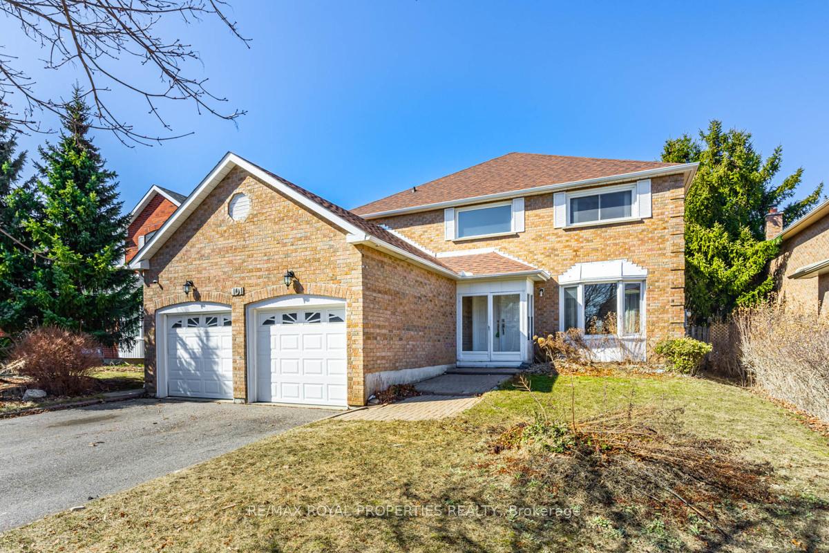Photo 1 of 101 Forbes Crescent, Markham, Milliken Mills East — HOMEH
