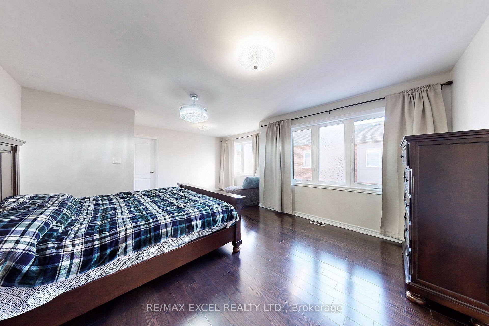 Photo 18 of 576 William Forster Road, Markham, Cornell — HOMEH