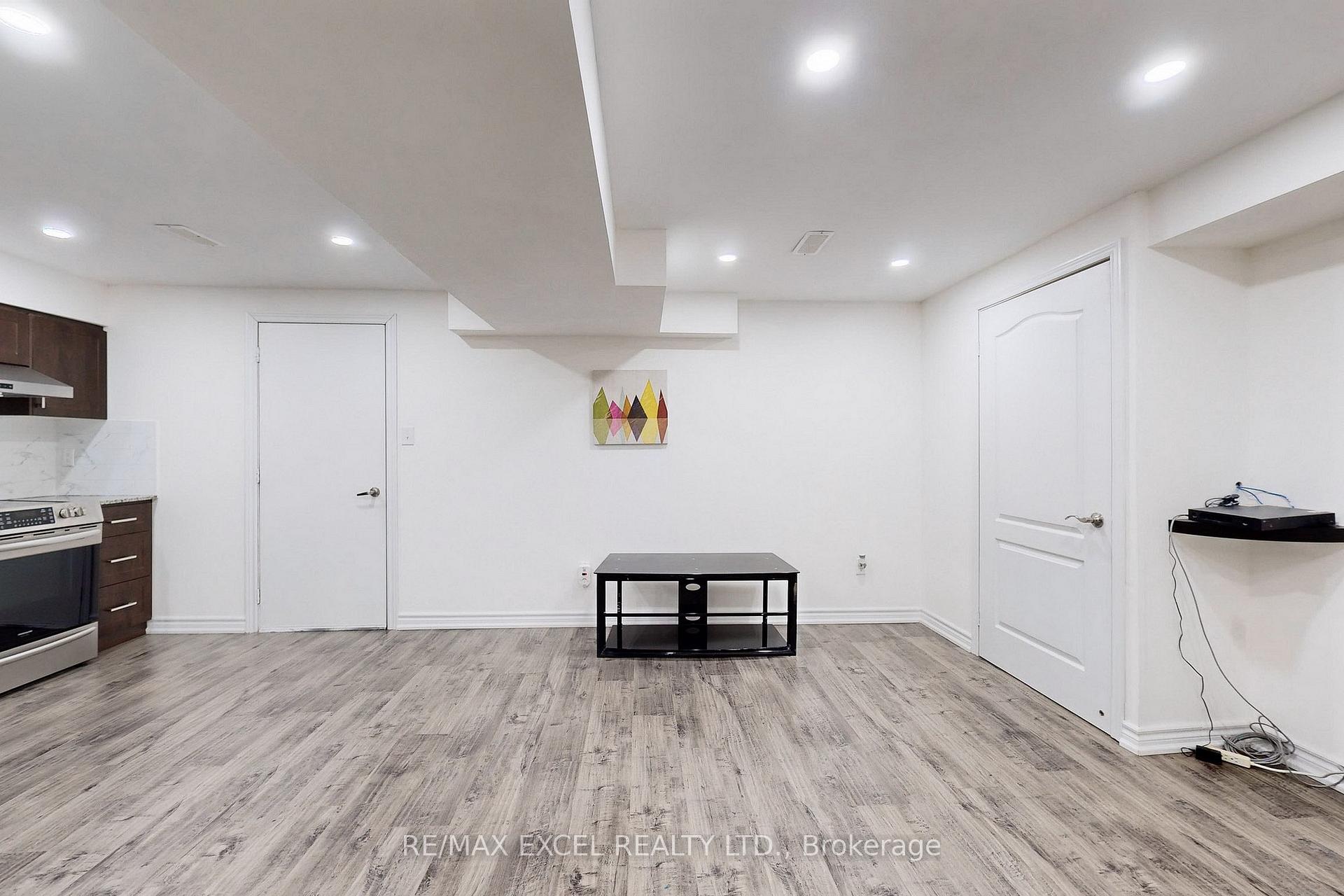 Photo 32 of 576 William Forster Road, Markham, Cornell — HOMEH