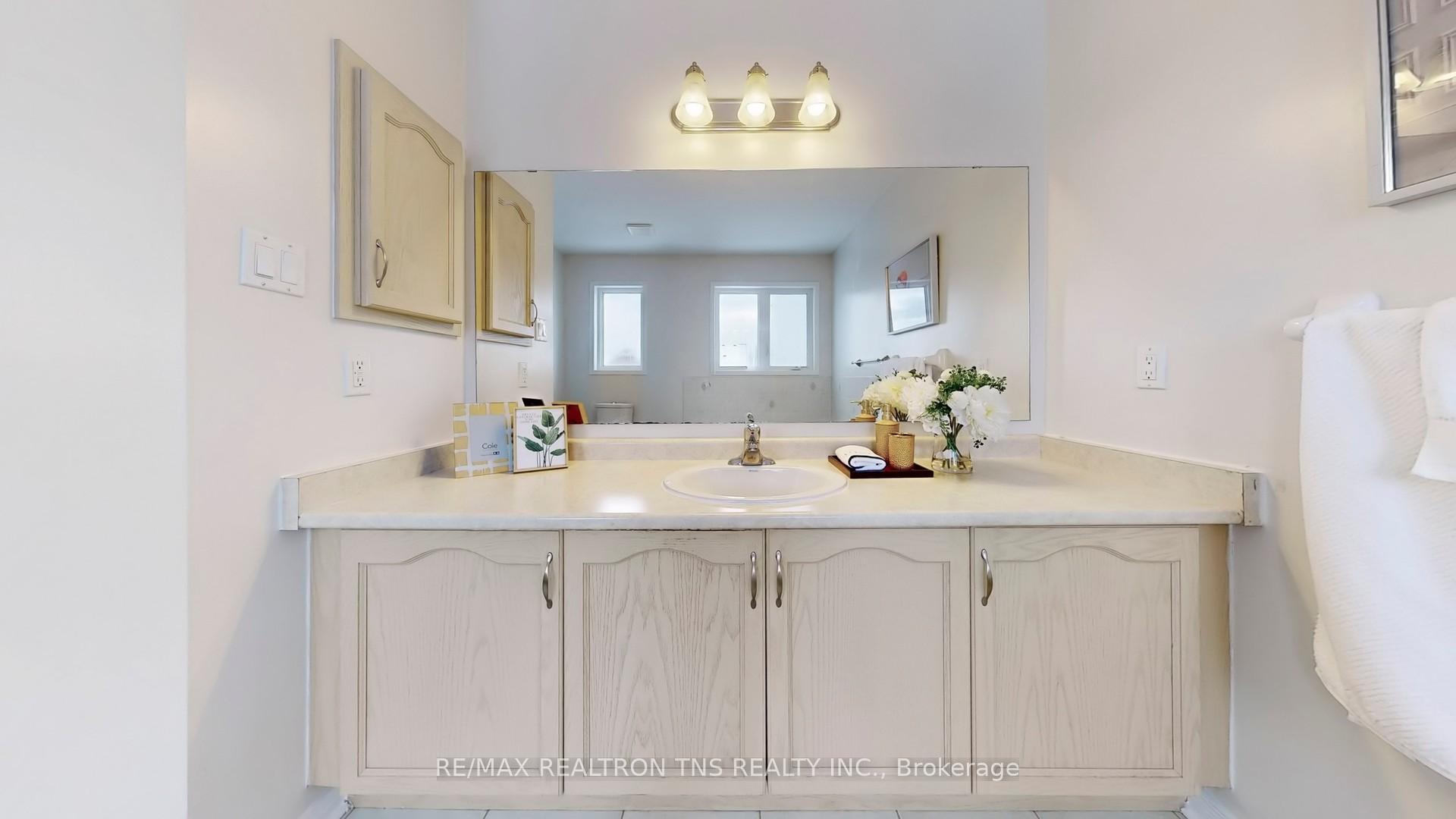 Photo 24 of 25 Foxton Road, Markham, Cornell — HOMEH