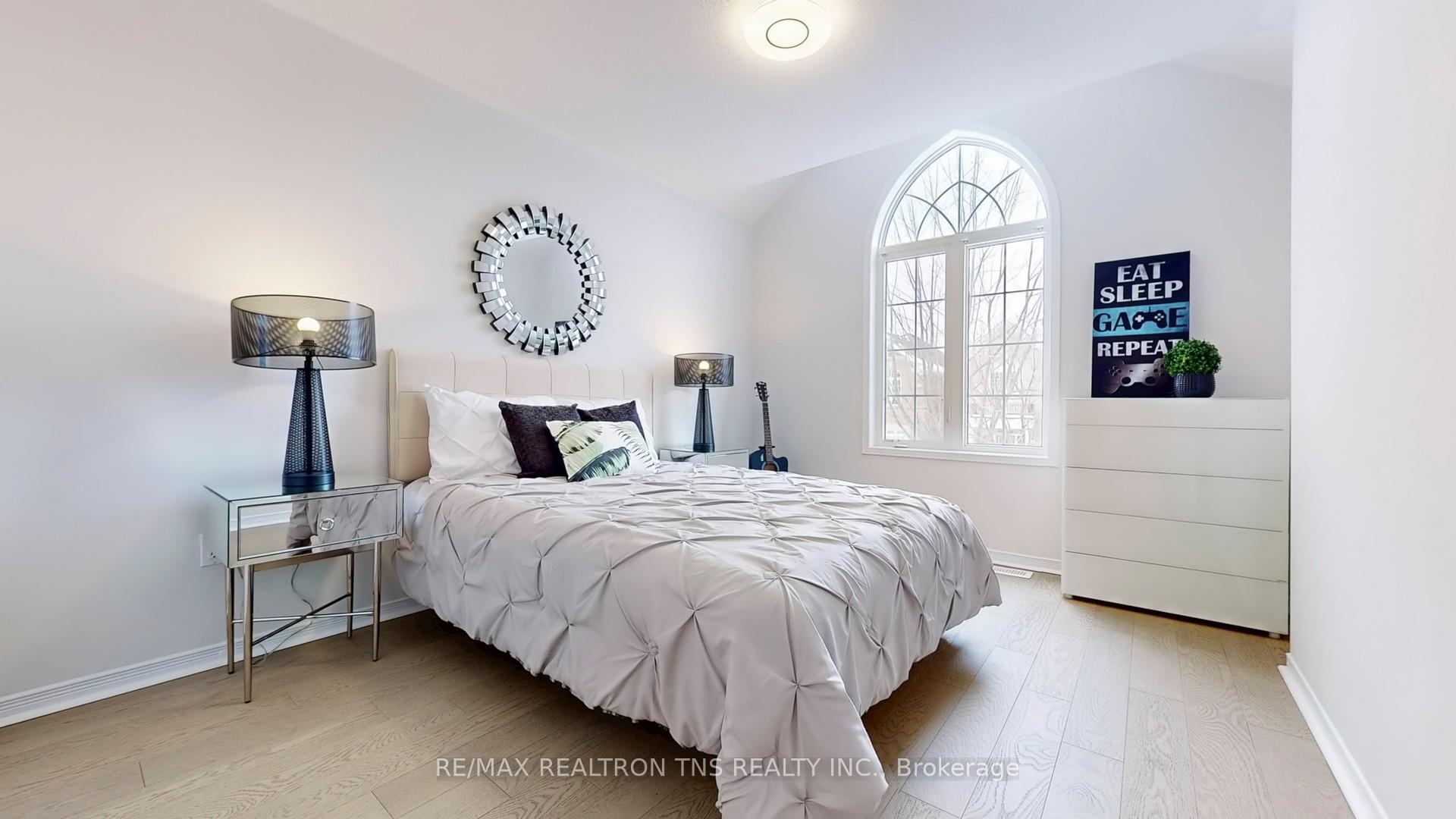 Photo 26 of 25 Foxton Road, Markham, Cornell — HOMEH