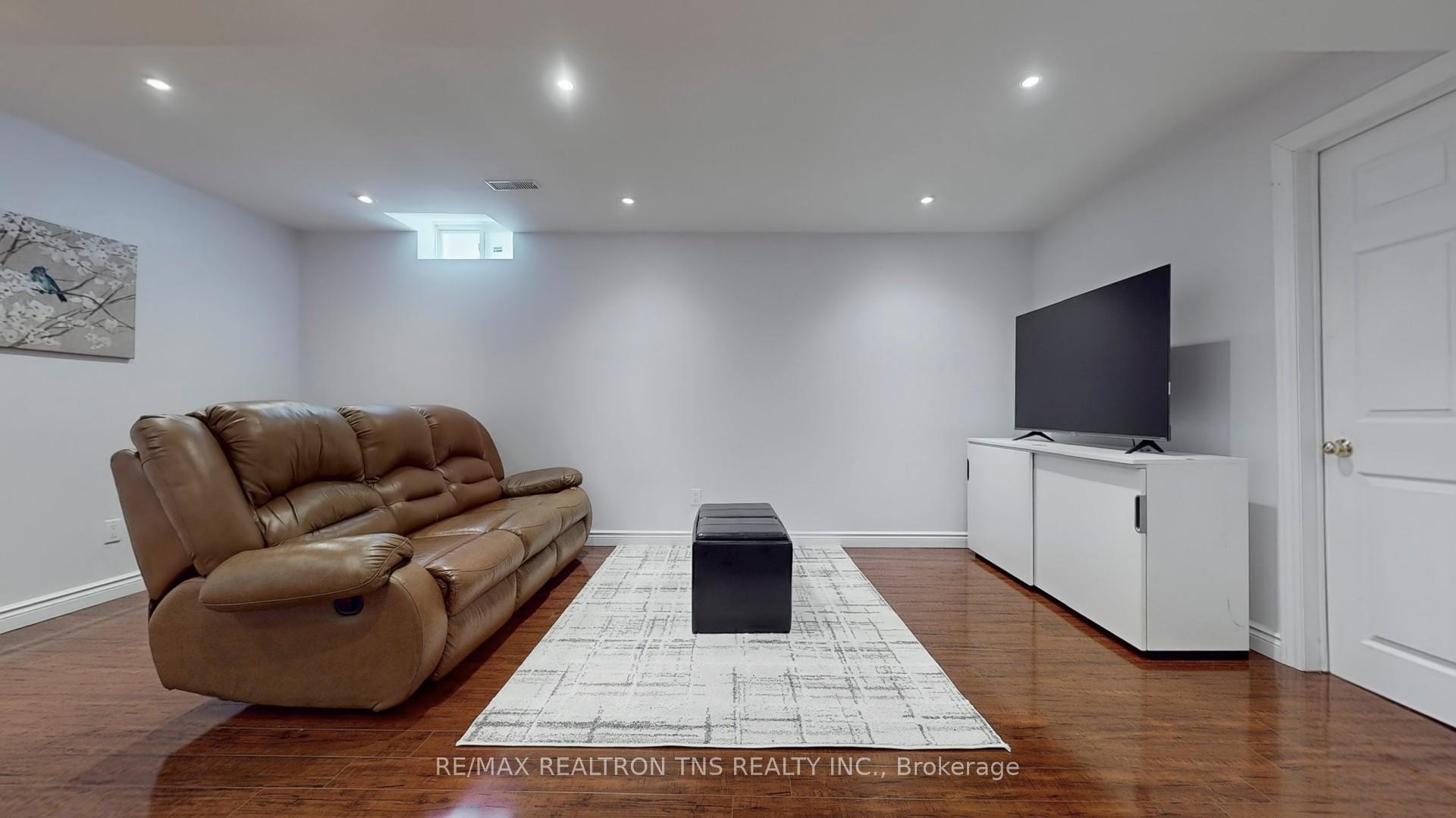Photo 33 of 25 Foxton Road, Markham, Cornell — HOMEH