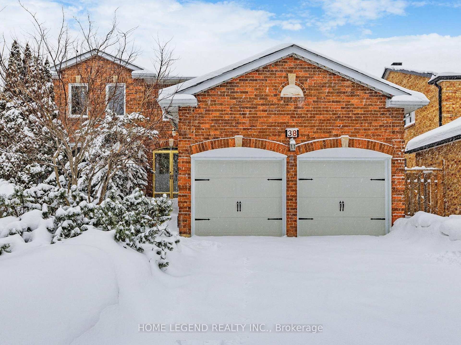 Photo 1 of 38 Lancashire Road, Markham, Unionville — HOMEH