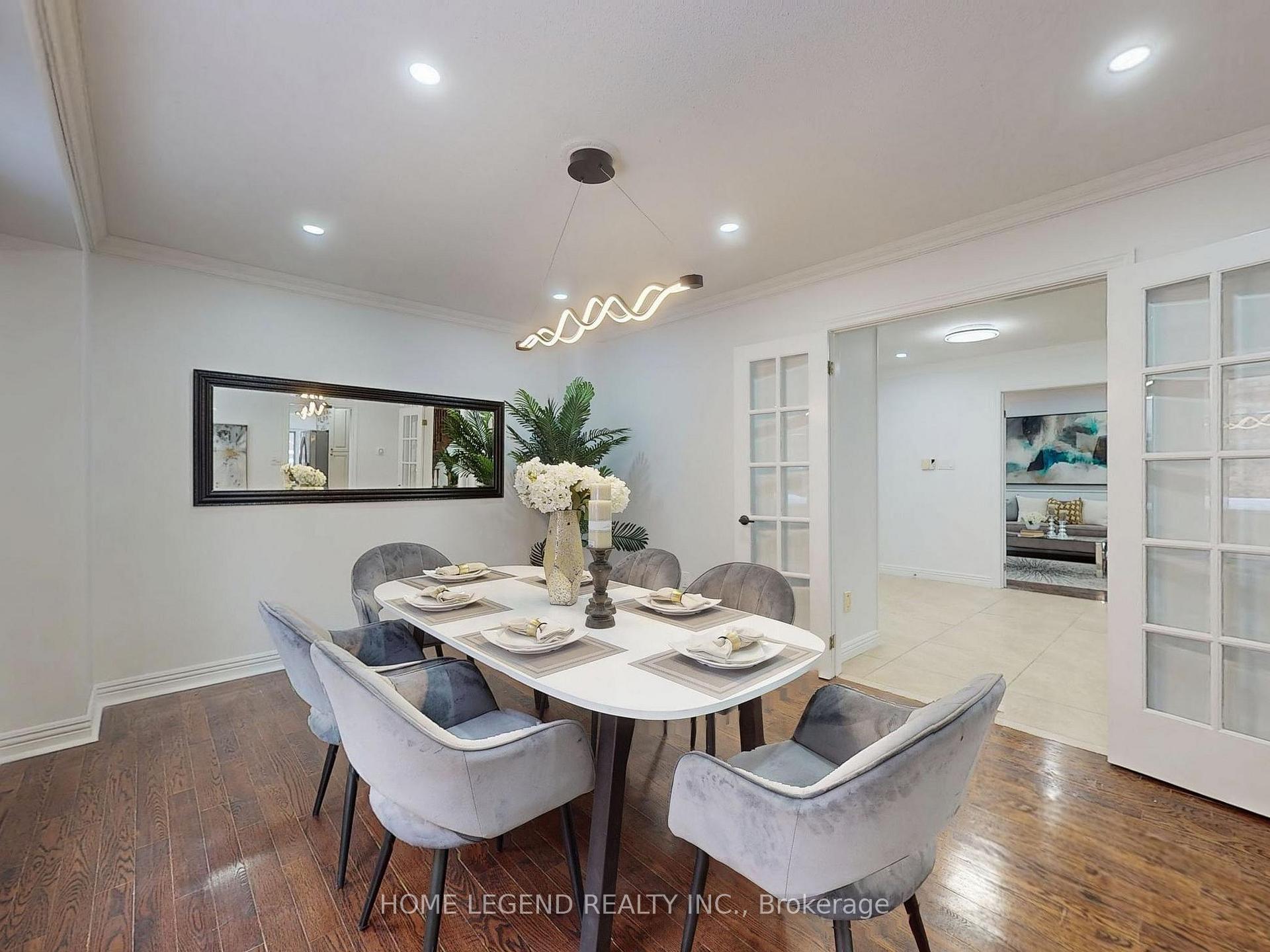 Photo 5 of 38 Lancashire Road, Markham, Unionville — HOMEH