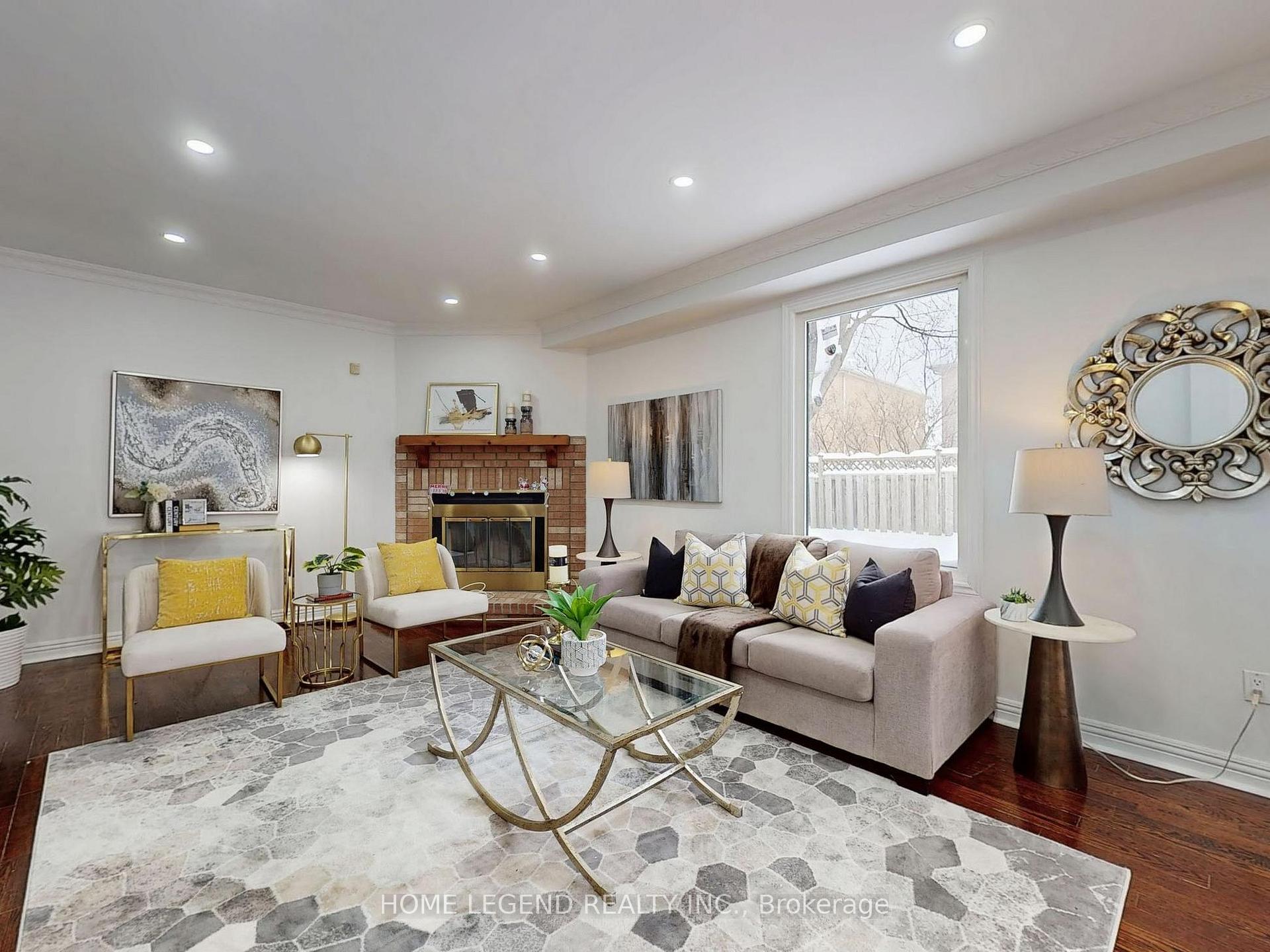 Photo 7 of 38 Lancashire Road, Markham, Unionville — HOMEH