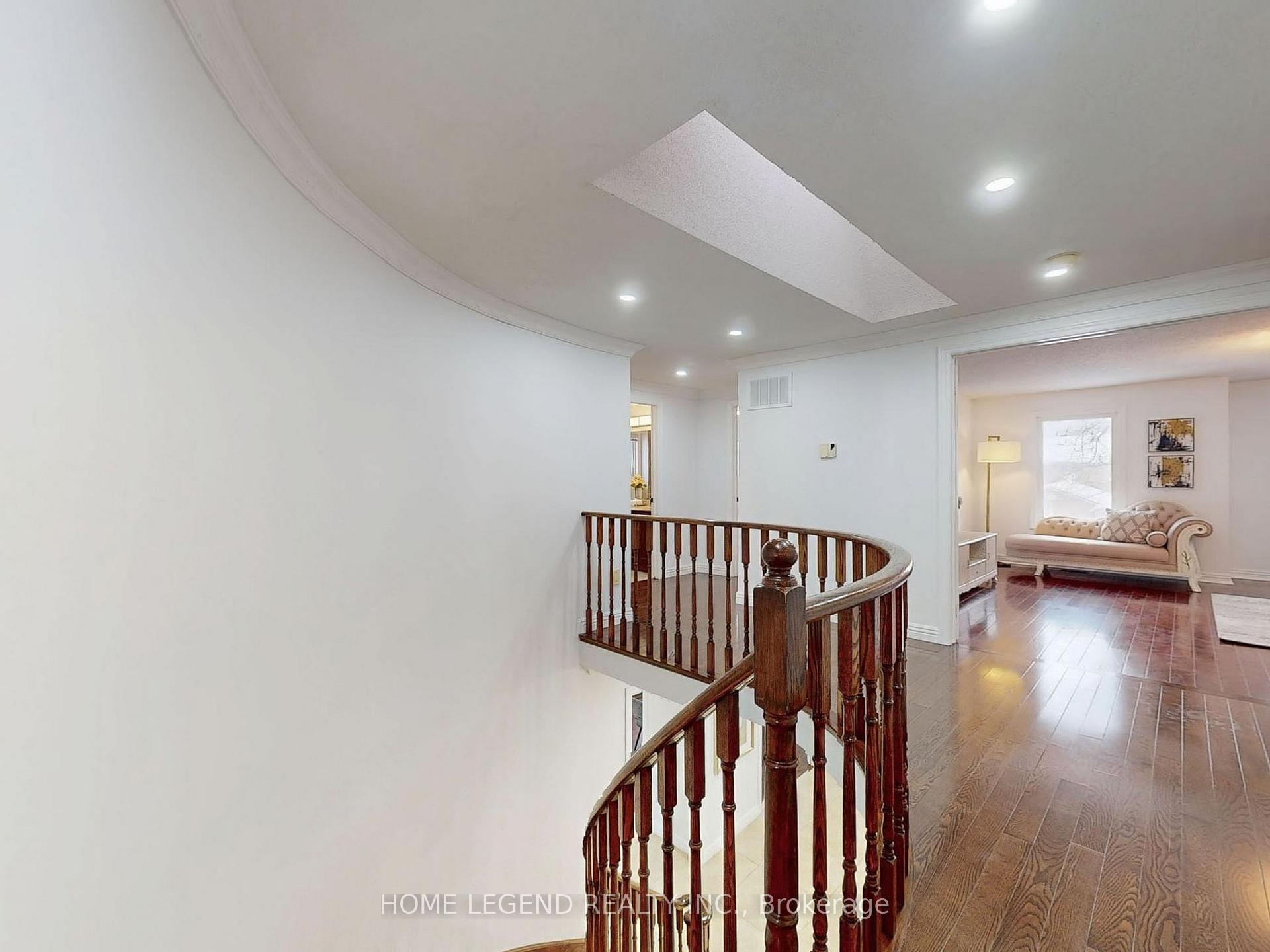 Photo 12 of 38 Lancashire Road, Markham, Unionville — HOMEH