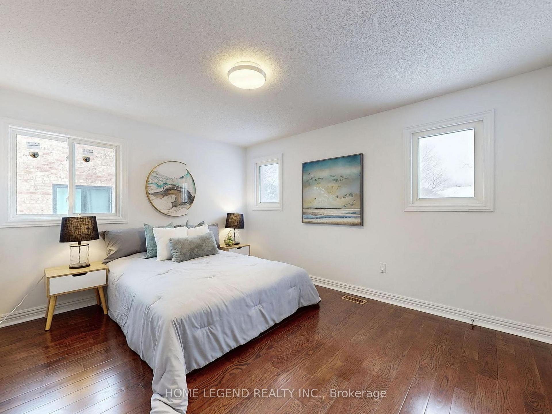 Photo 21 of 38 Lancashire Road, Markham, Unionville — HOMEH
