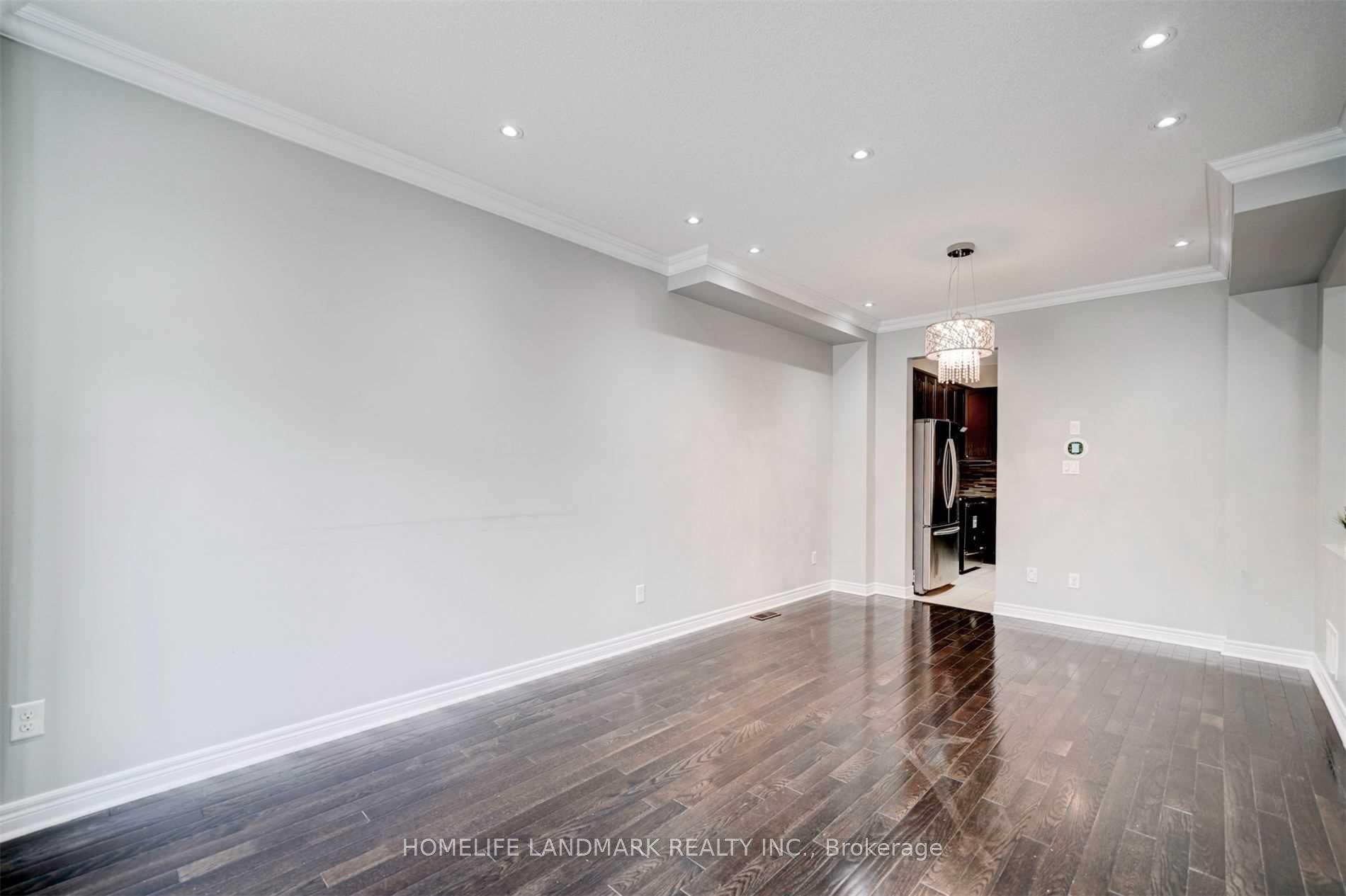 Photo 10 of 18 Greenery Road, Markham, Cornell — HOMEH