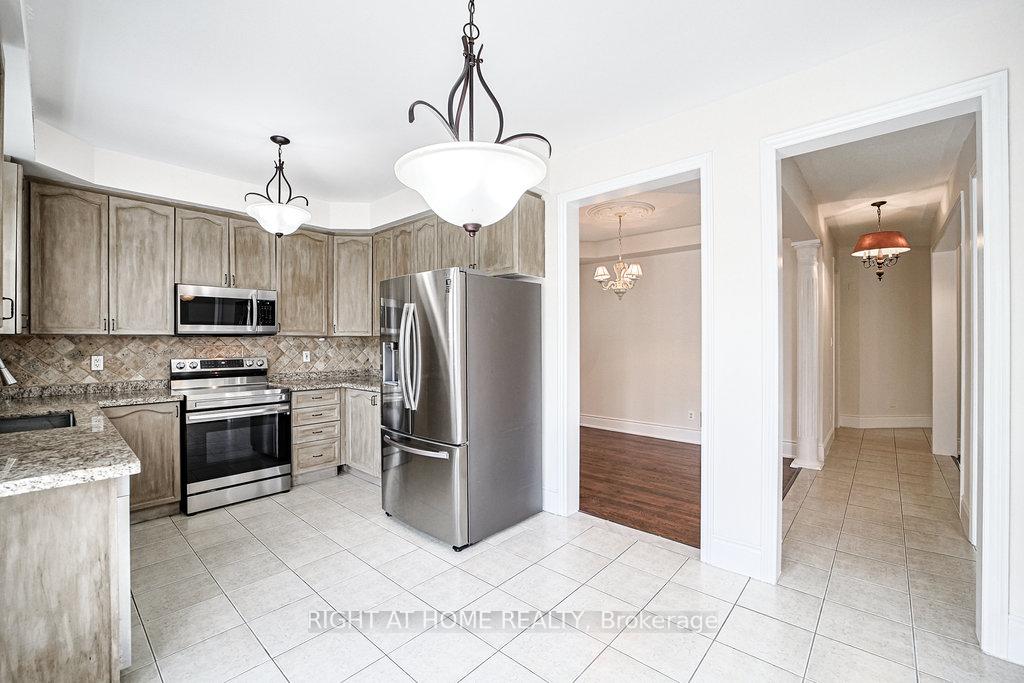 Photo 3 of 176 Cooke Crescent, Milton, Dempsey — HOMEH