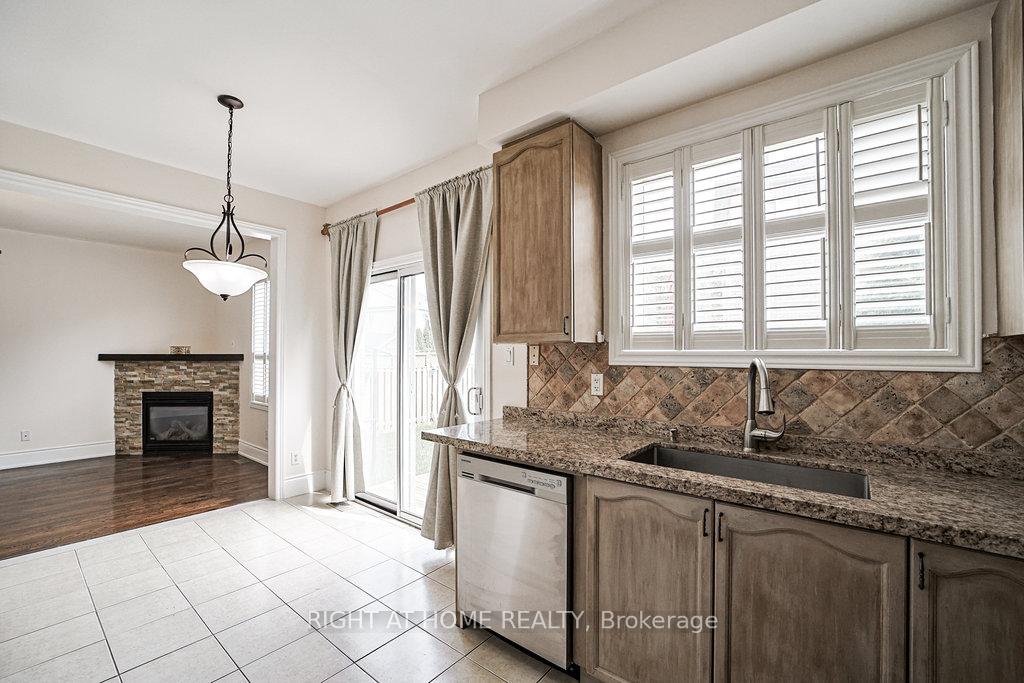 Photo 5 of 176 Cooke Crescent, Milton, Dempsey — HOMEH