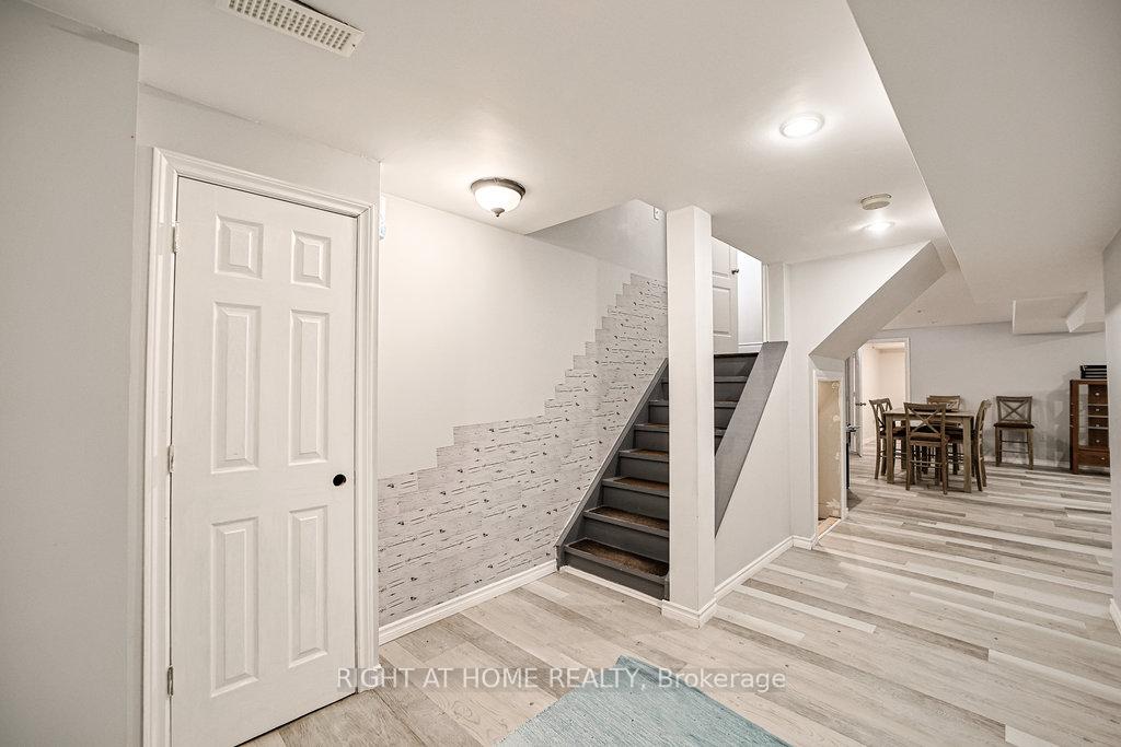 Photo 19 of 176 Cooke Crescent, Milton, Dempsey — HOMEH