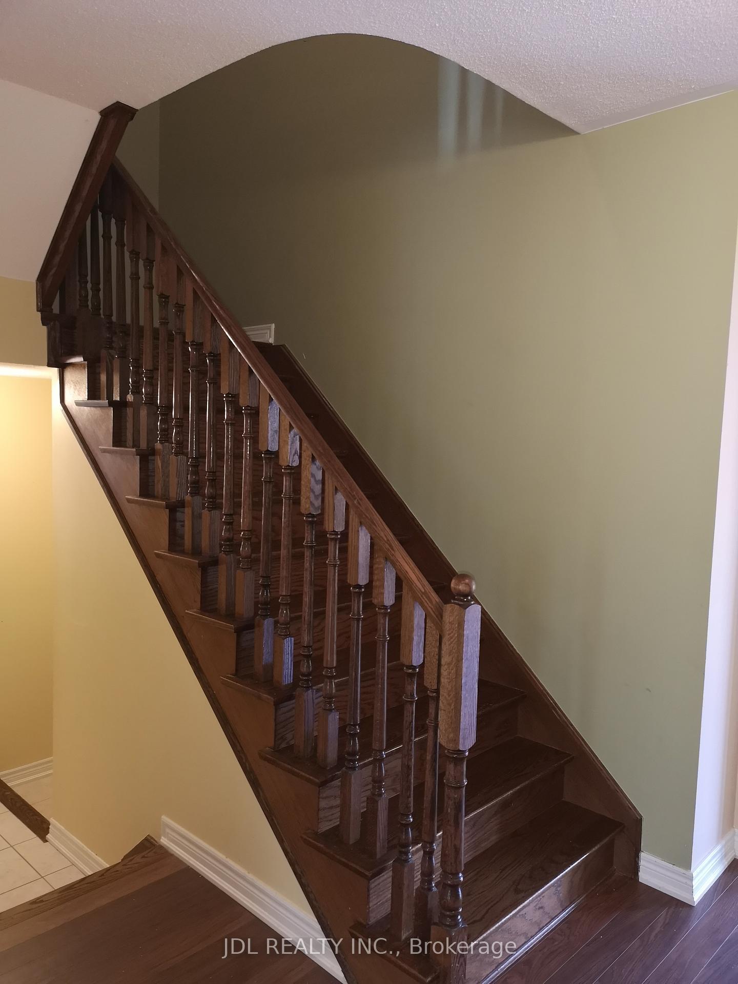 Photo 4 of 7 Willow Street, Markham, Wismer — HOMEH